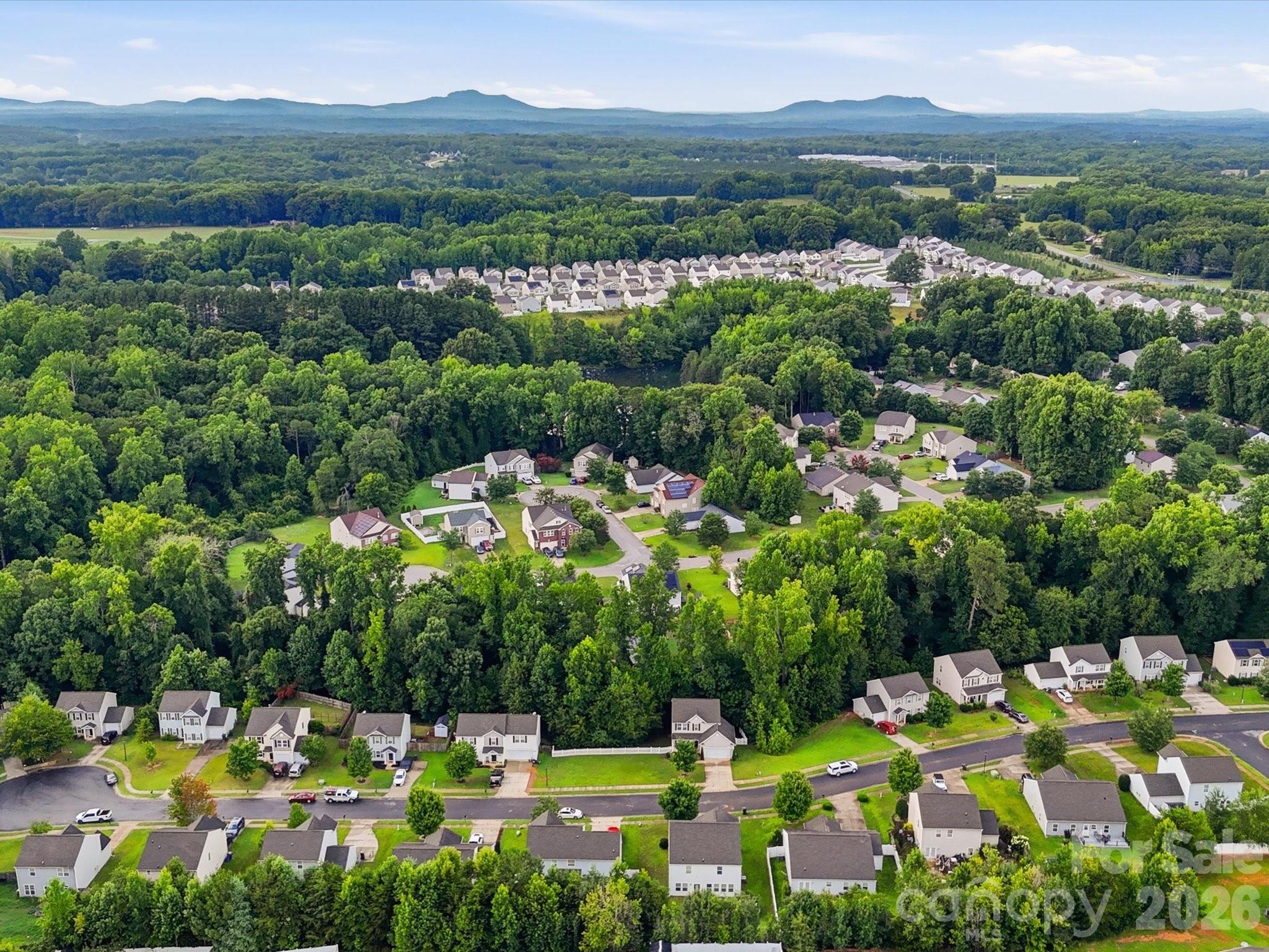 1566 Glenbar Court — Clover