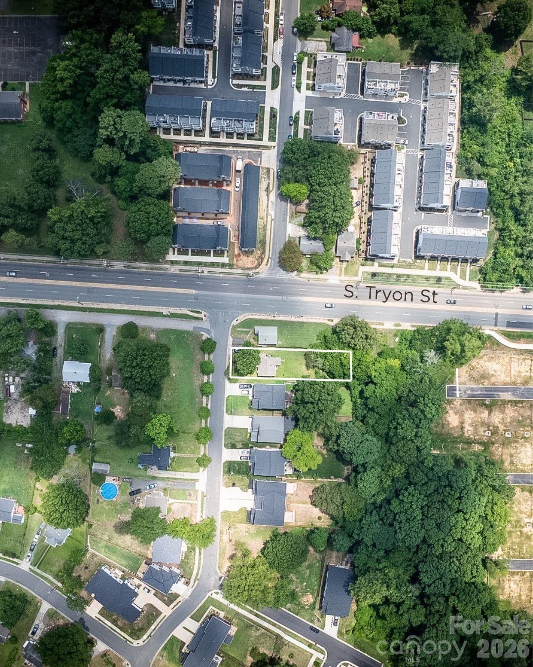 405 W Cama Street — Charlotte