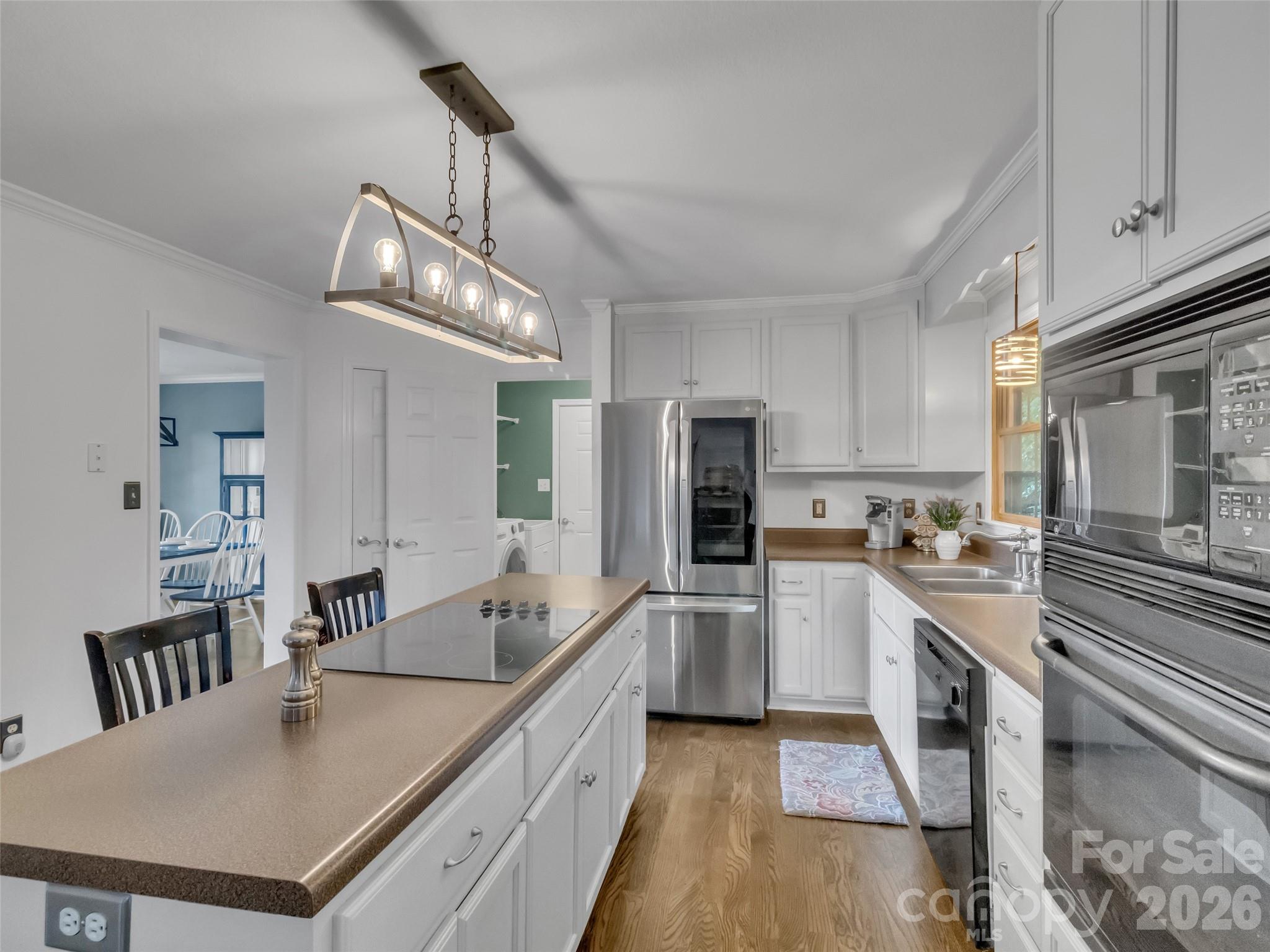 1231 Grandeur Heights — Clyde