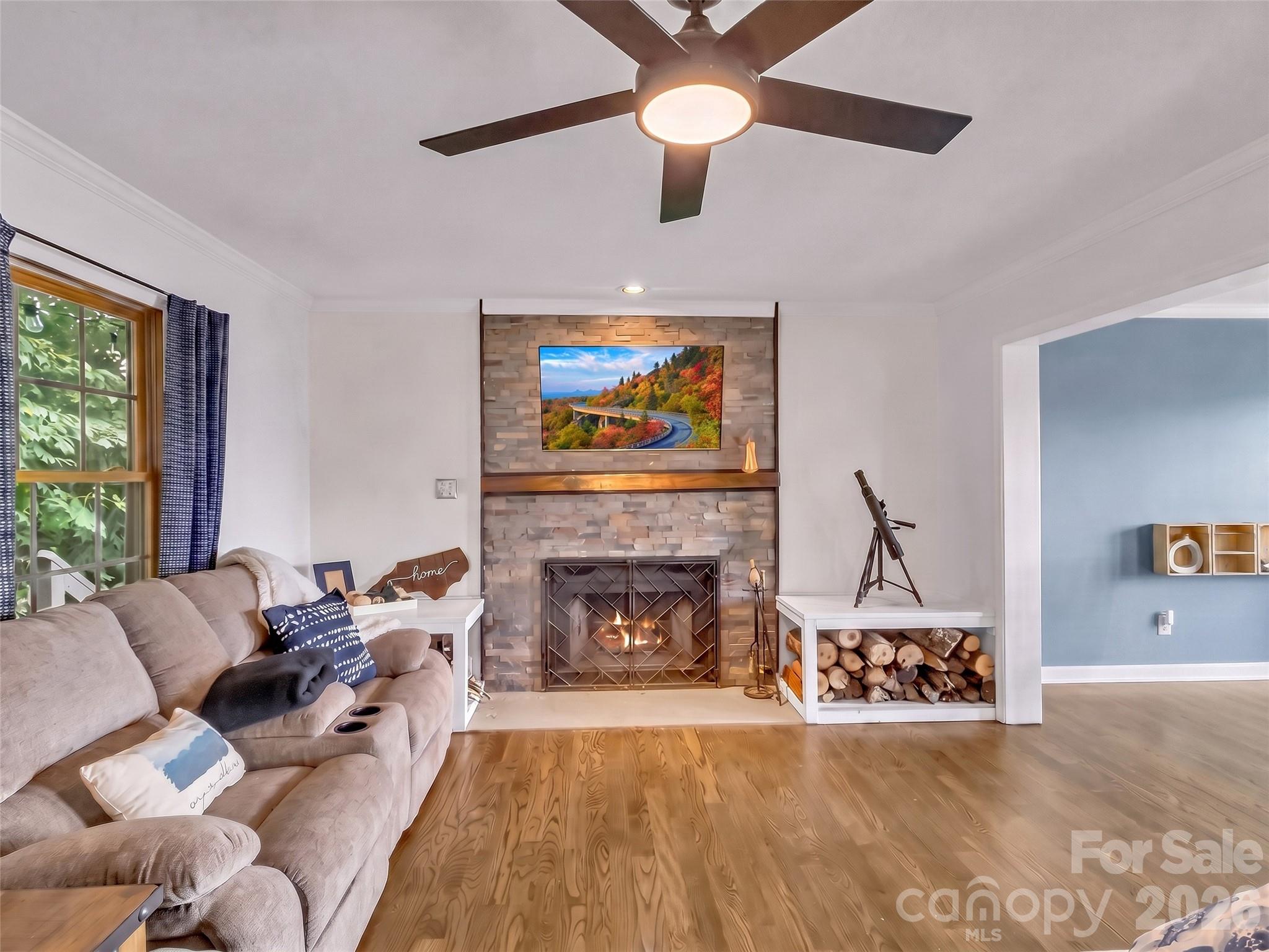 1231 Grandeur Heights — Clyde