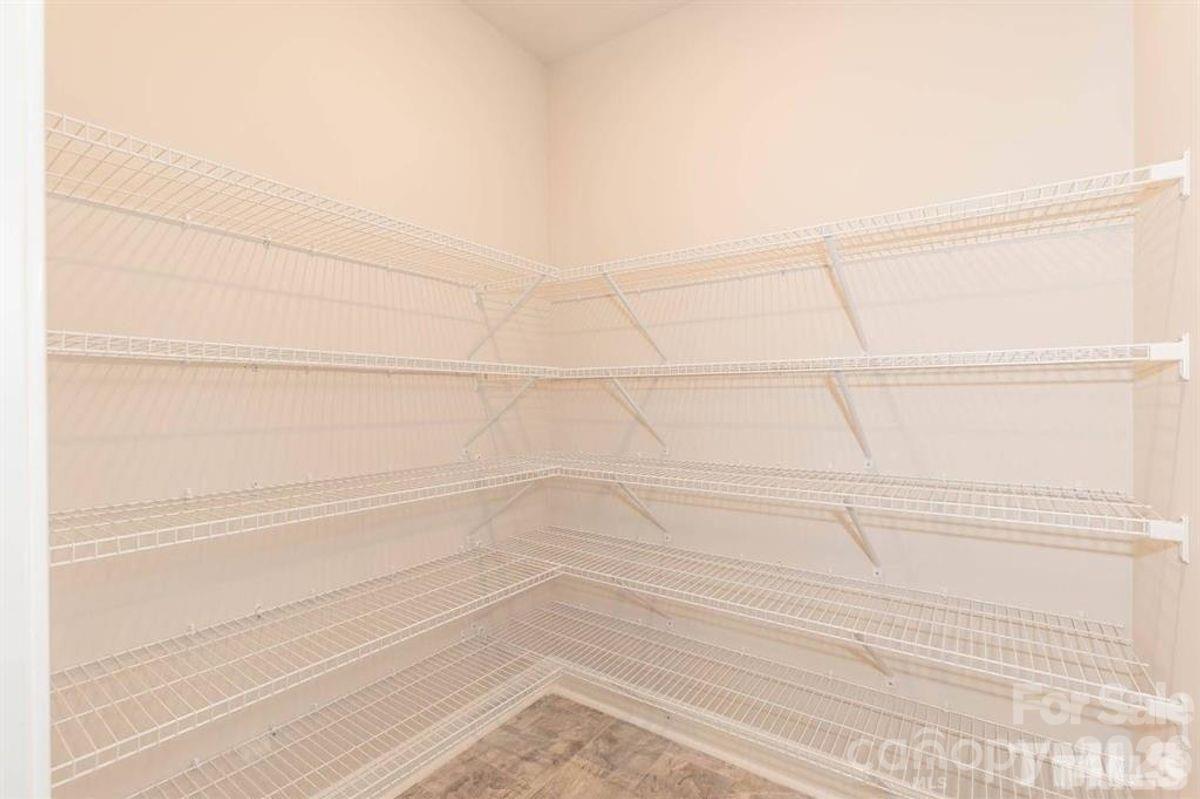 5102 Colchester Court #49 — Catawba