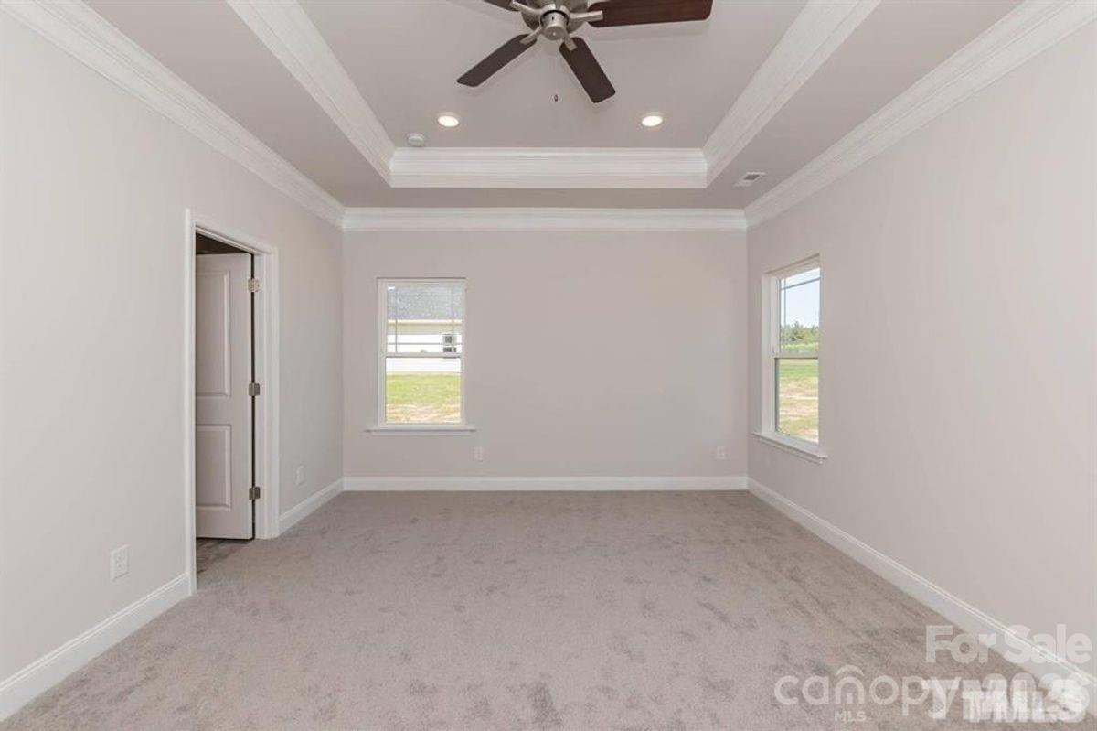 5102 Colchester Court #49 — Catawba