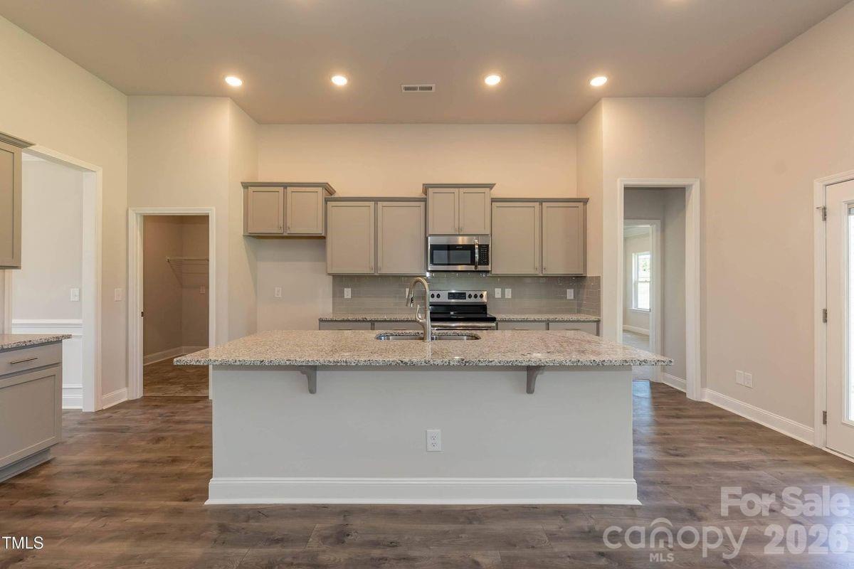 5102 Colchester Court #49 — Catawba