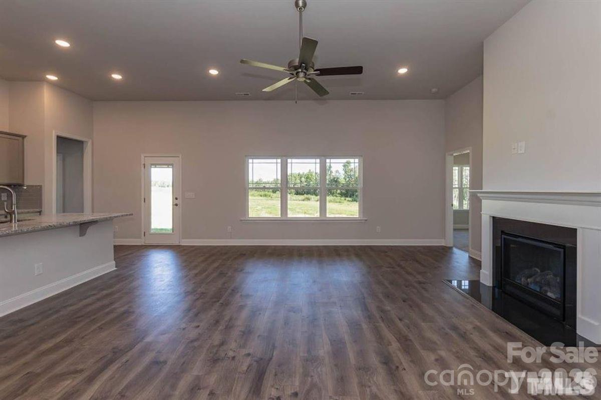 5102 Colchester Court #49 — Catawba