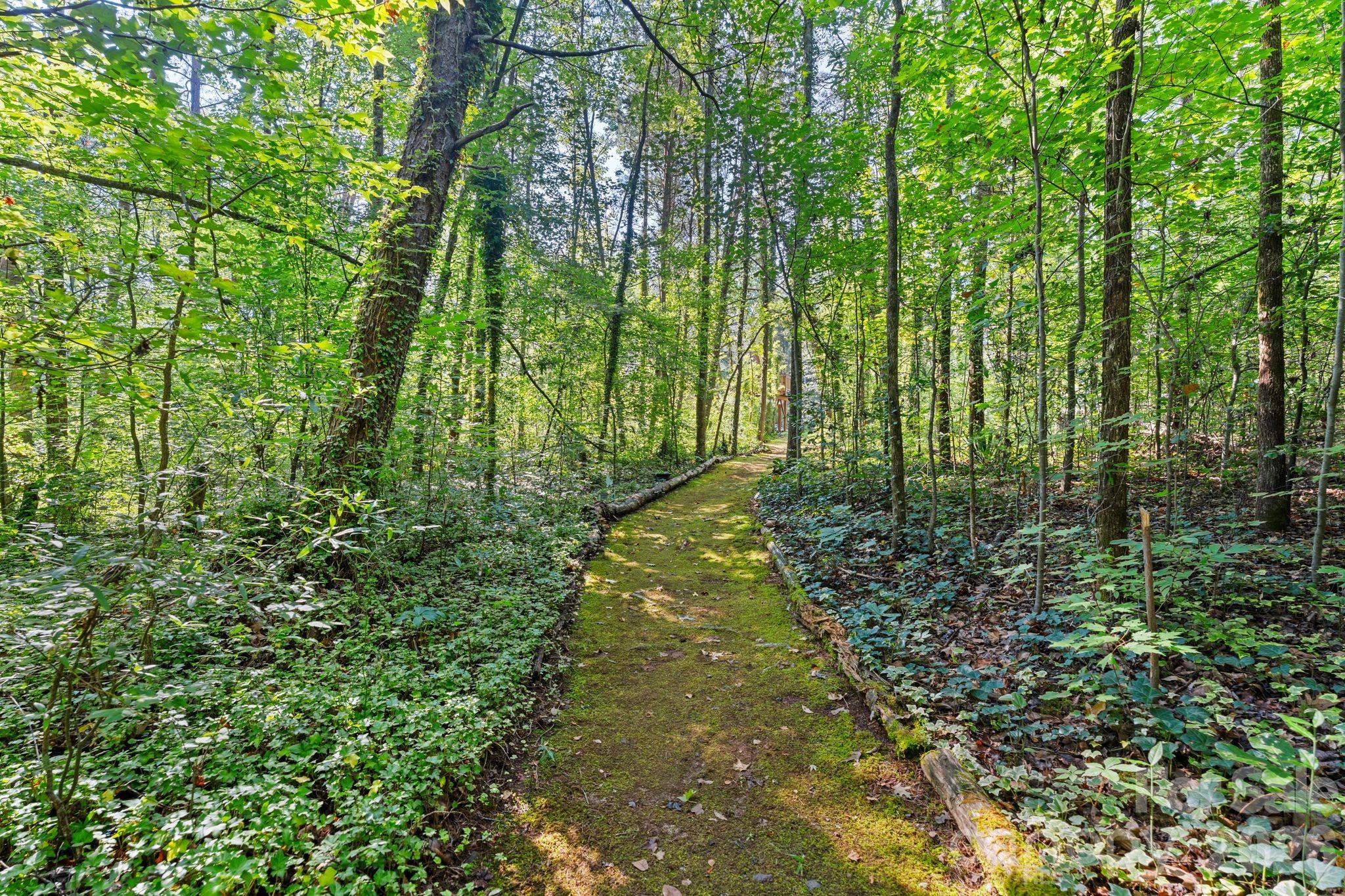 1483 Hopewell Church Road — Catawba
