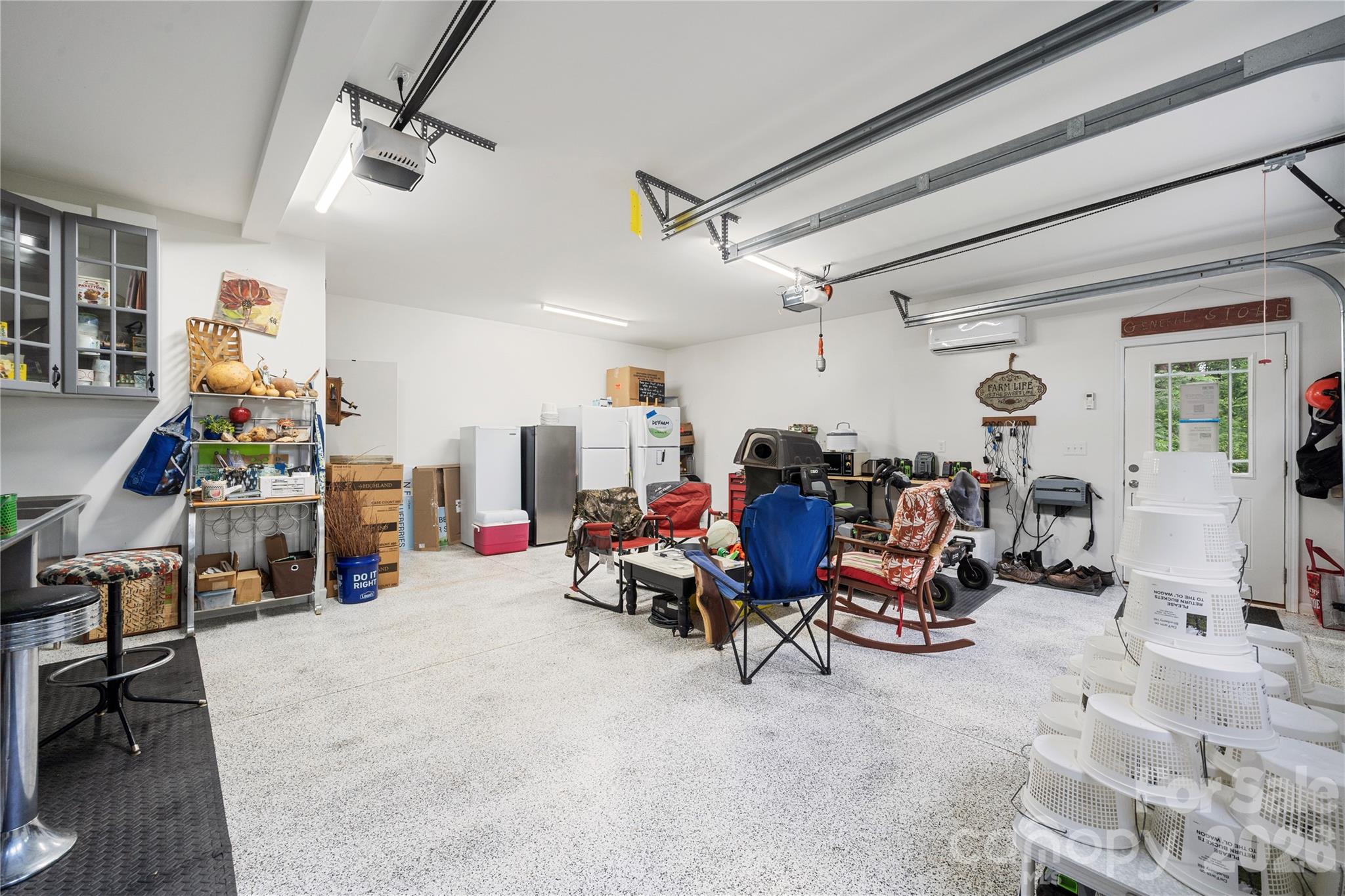 1483 Hopewell Church Road — Catawba