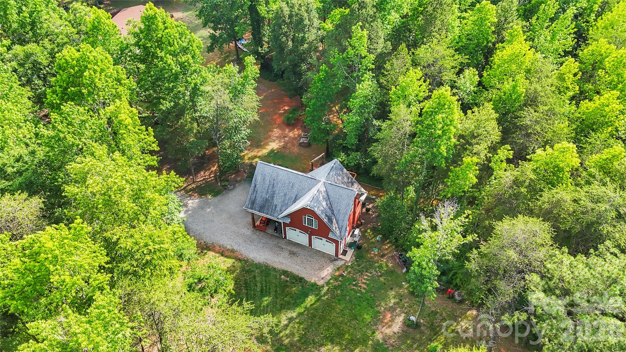 1483 Hopewell Church Road — Catawba