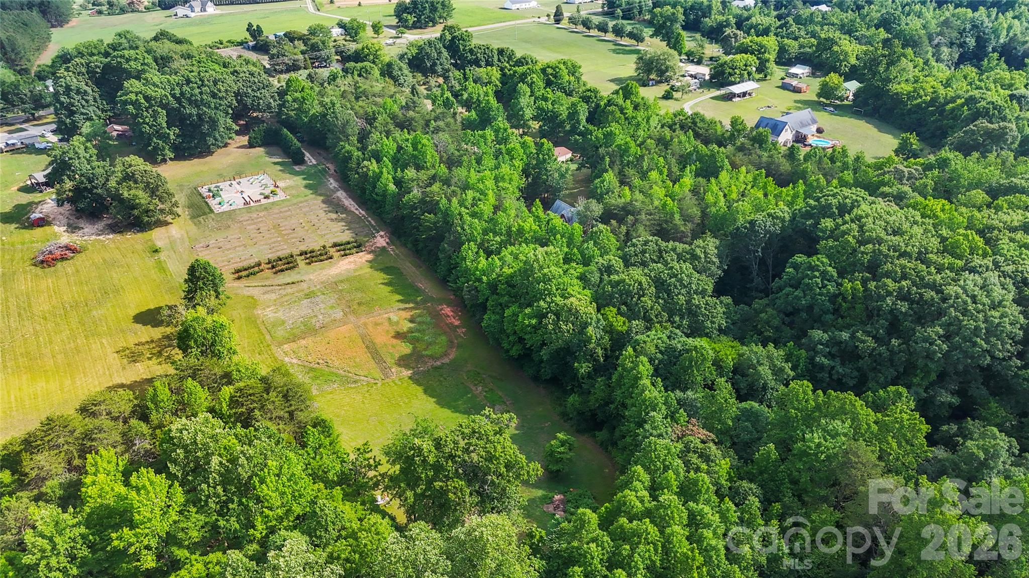 1483 Hopewell Church Road — Catawba