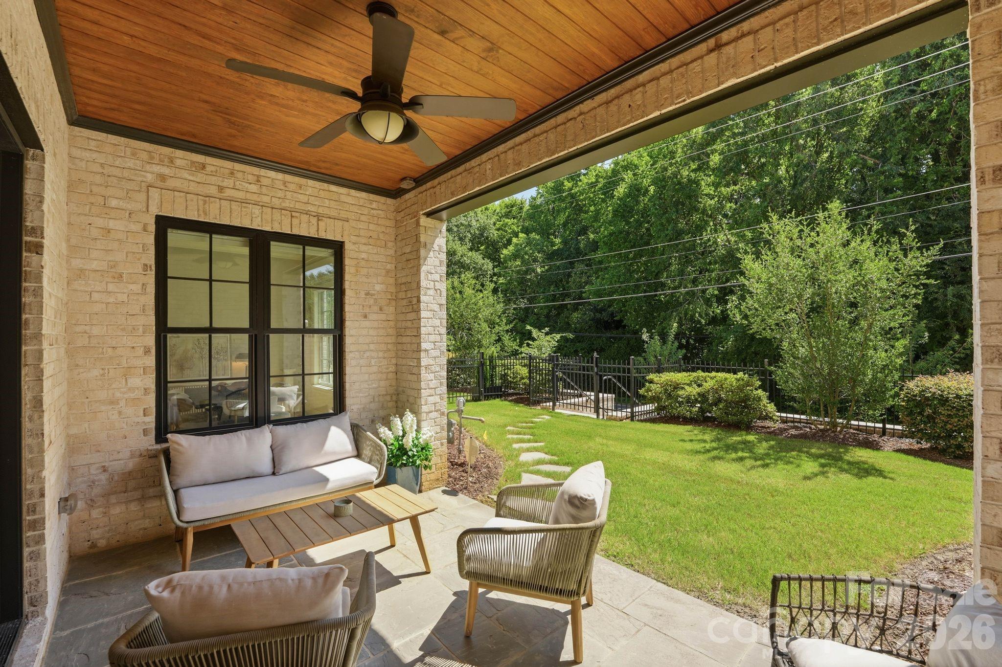 115 Thorncote Place — Charlotte