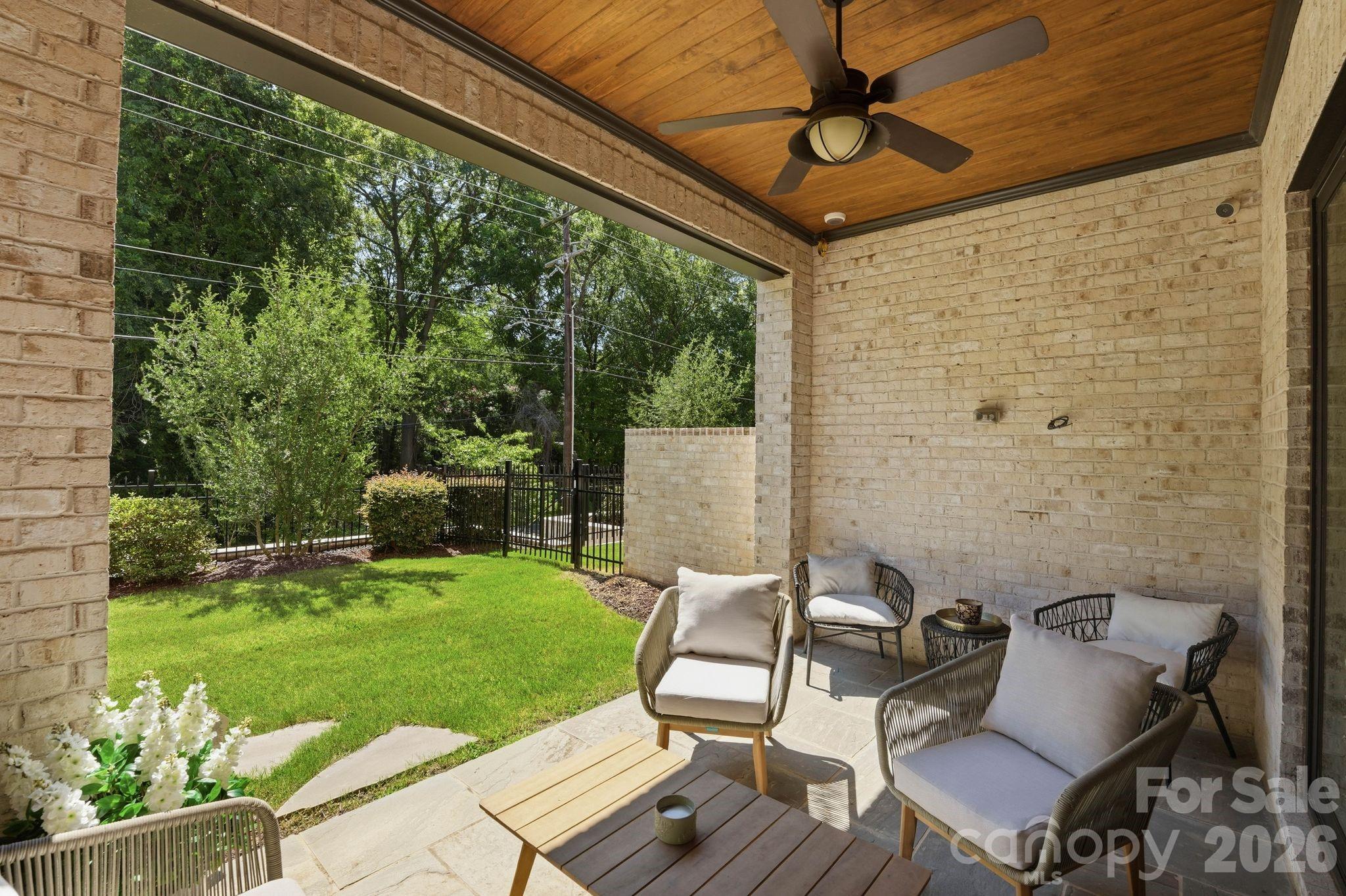 115 Thorncote Place — Charlotte