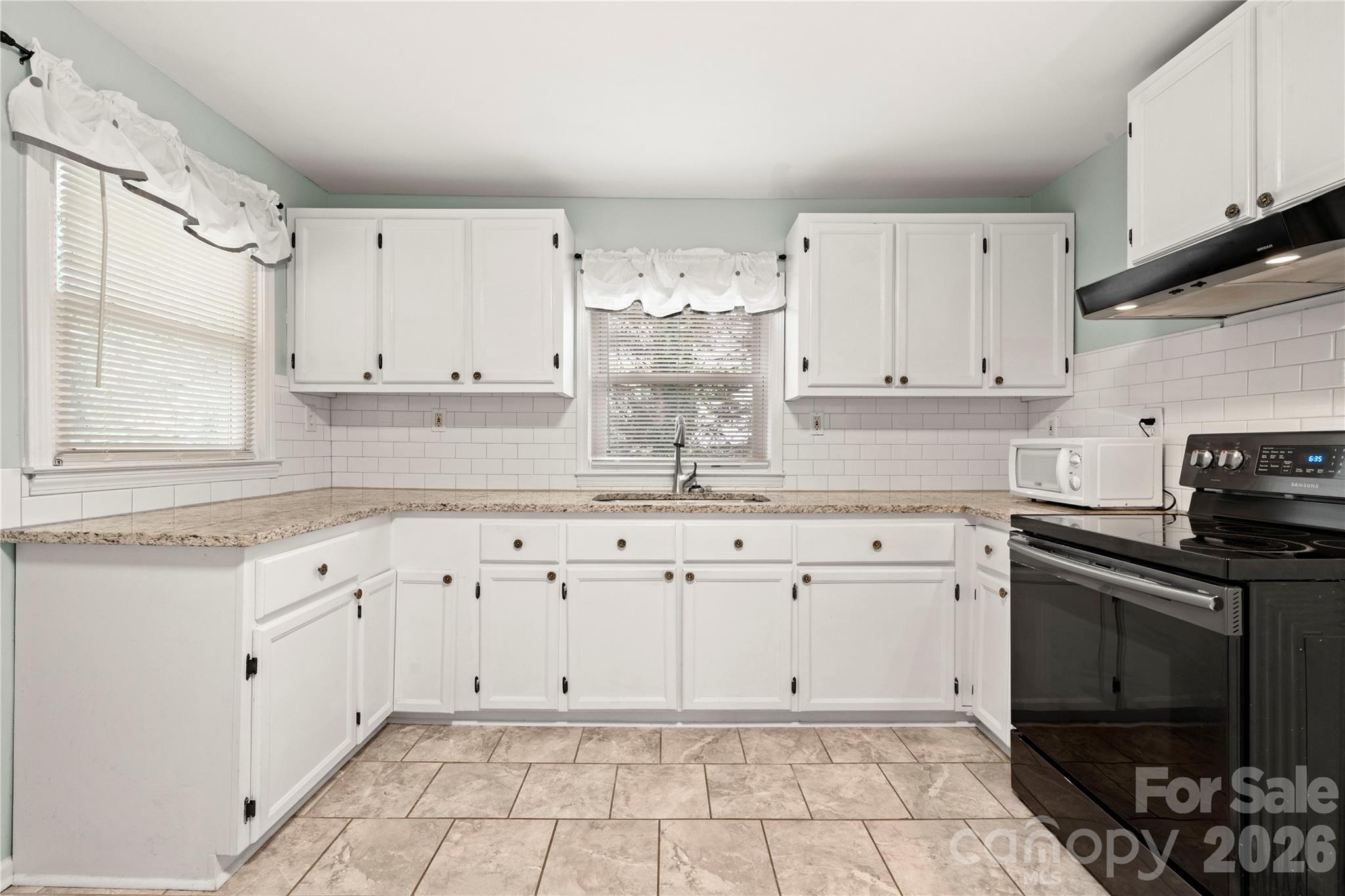 112 Harris Street — Belmont