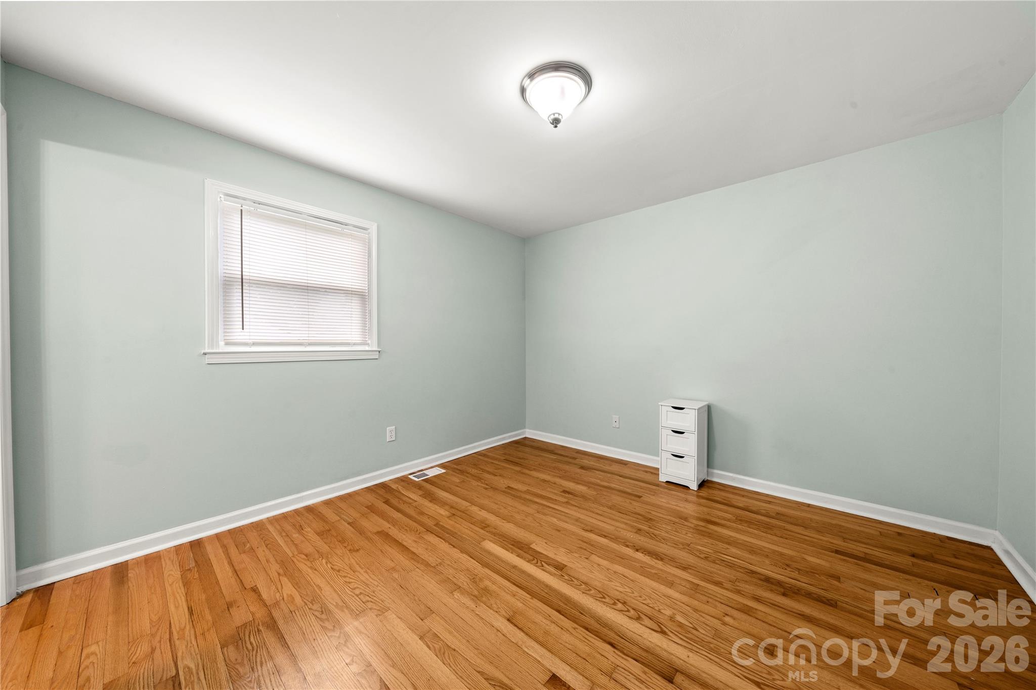 112 Harris Street — Belmont