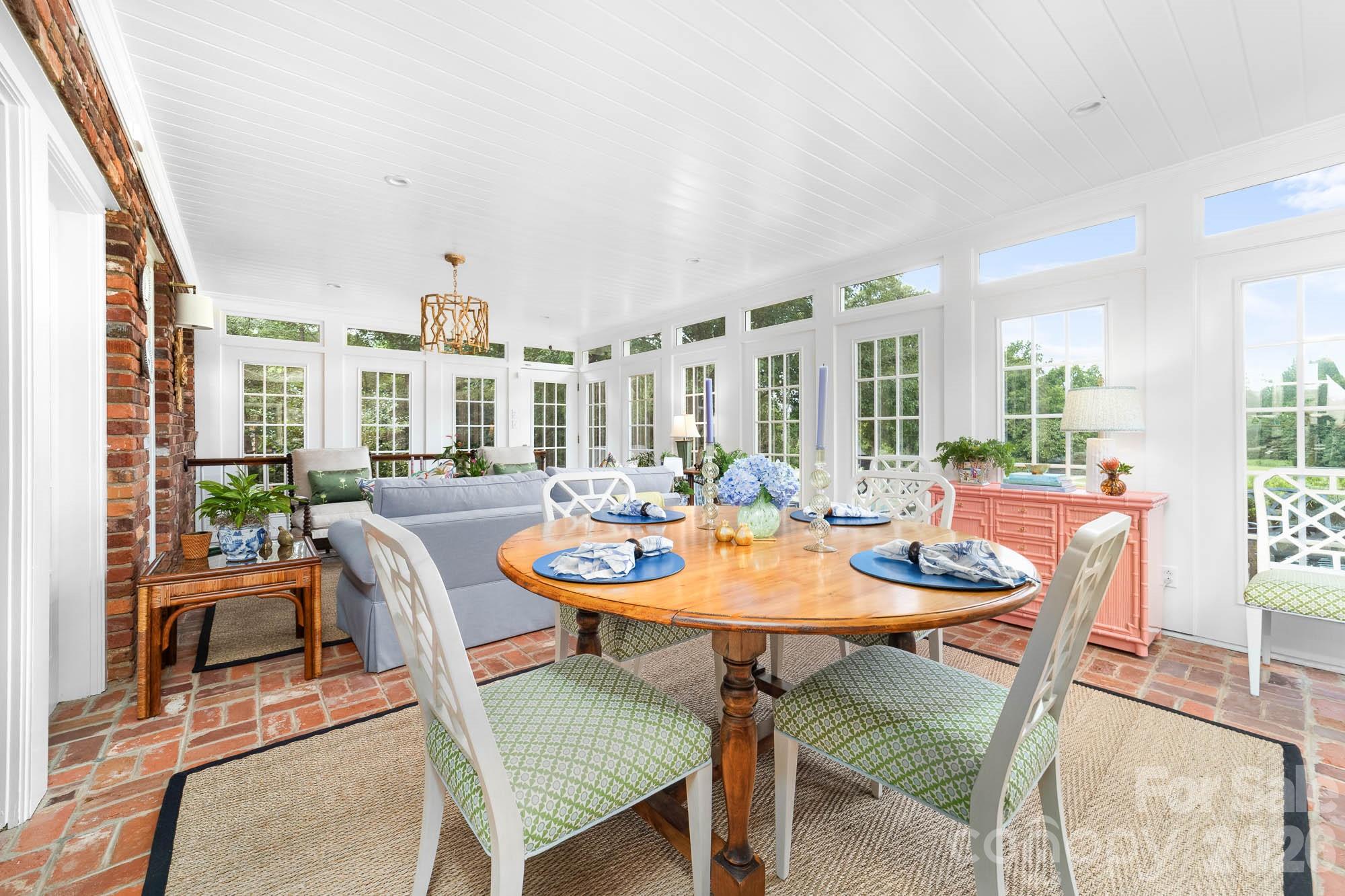 3115 Oakmont Road — Statesville
