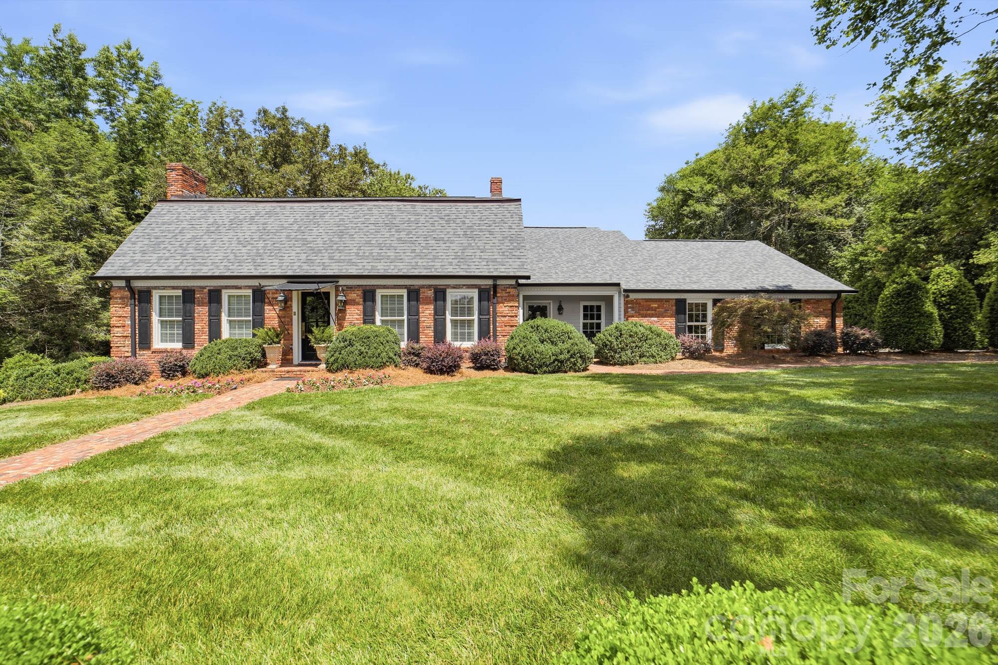 3115 Oakmont Road — Statesville