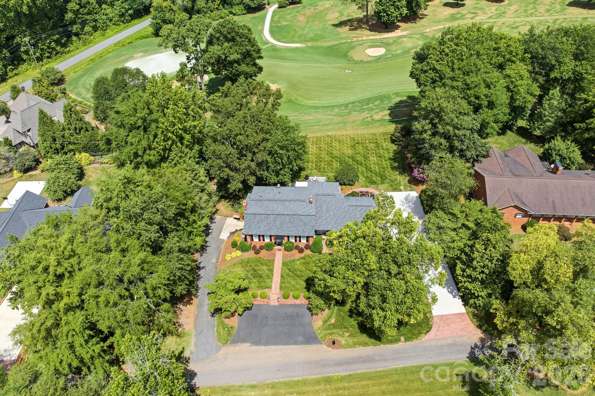 3115 Oakmont Road — Statesville