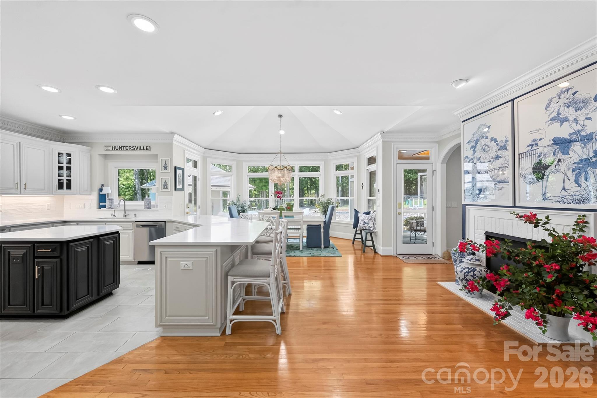 10107 Annie Oakley Trail — Charlotte