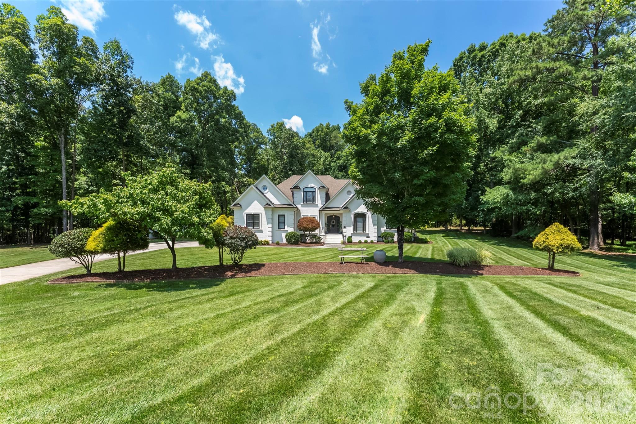 10107 Annie Oakley Trail — Charlotte