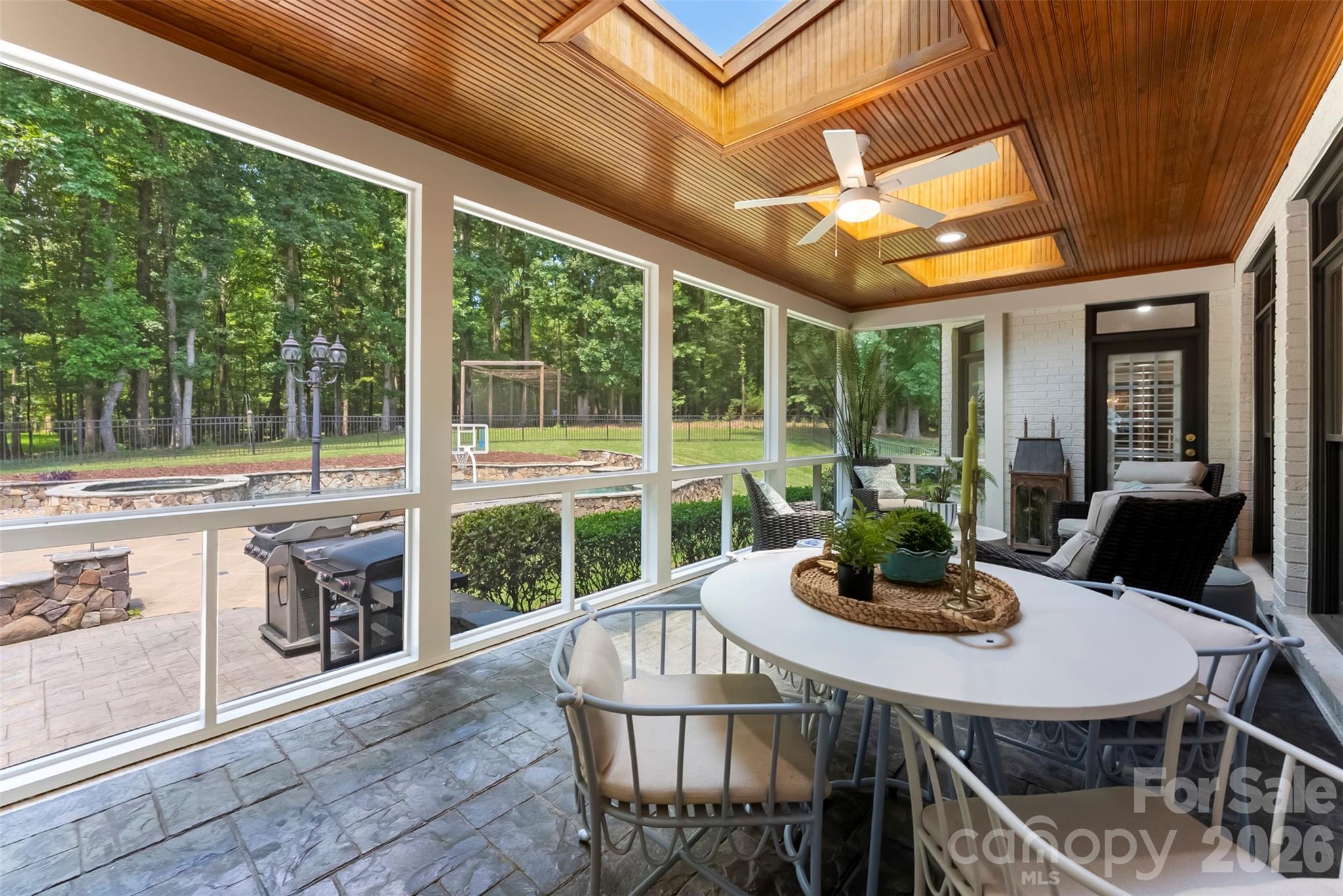 10107 Annie Oakley Trail — Charlotte