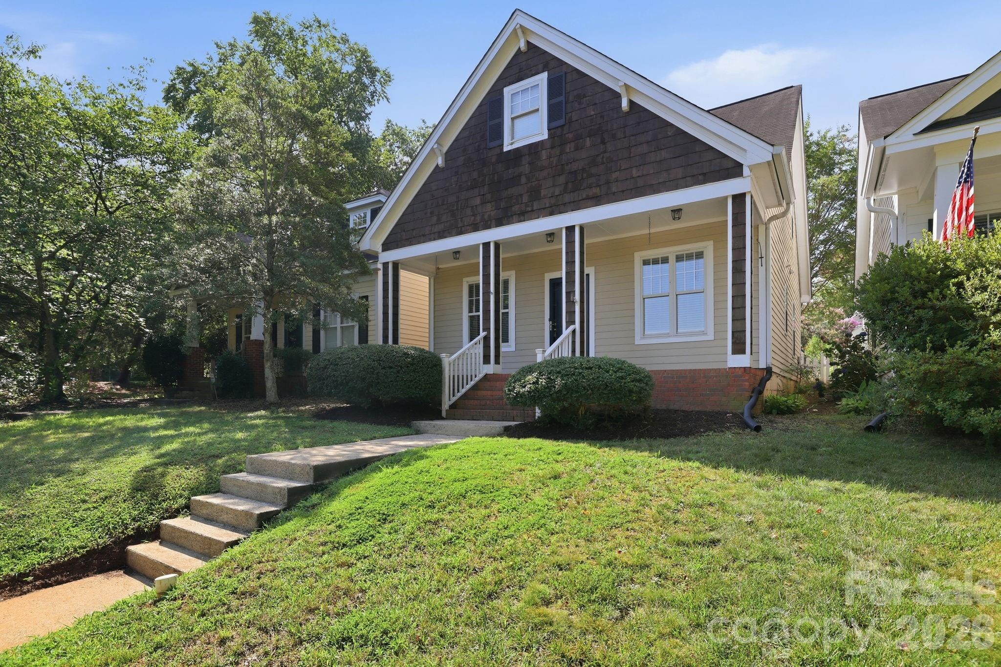 11209 Blue Cedar Lane — Charlotte