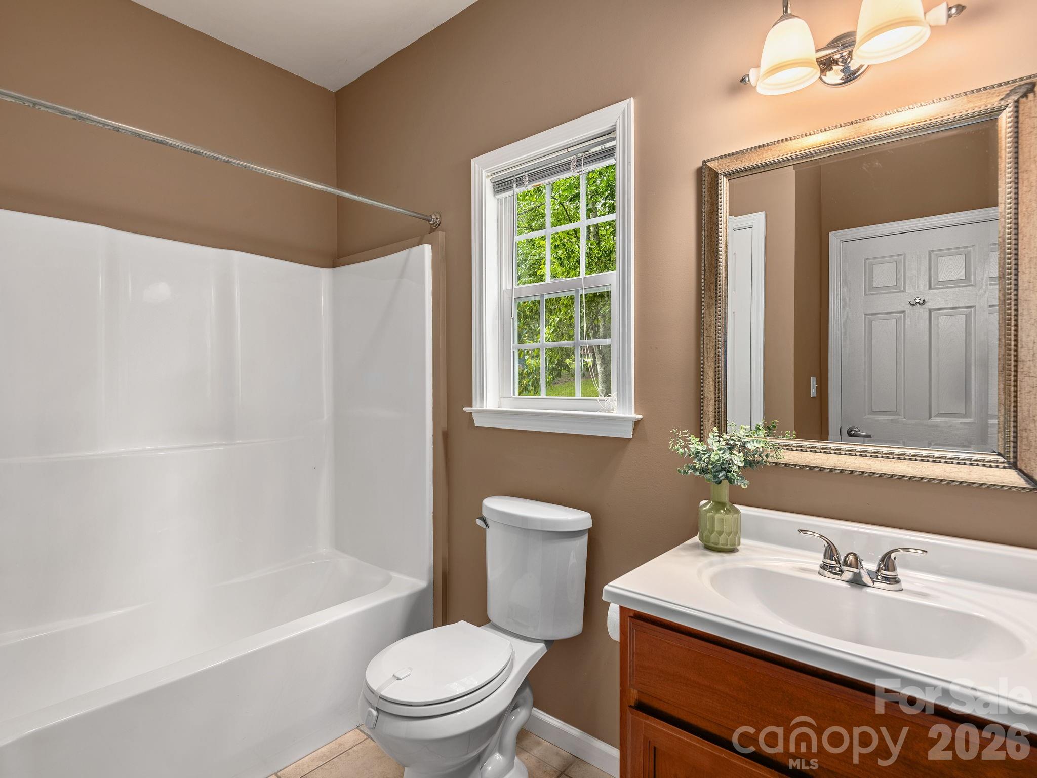 509 Shamrock Drive — Asheville