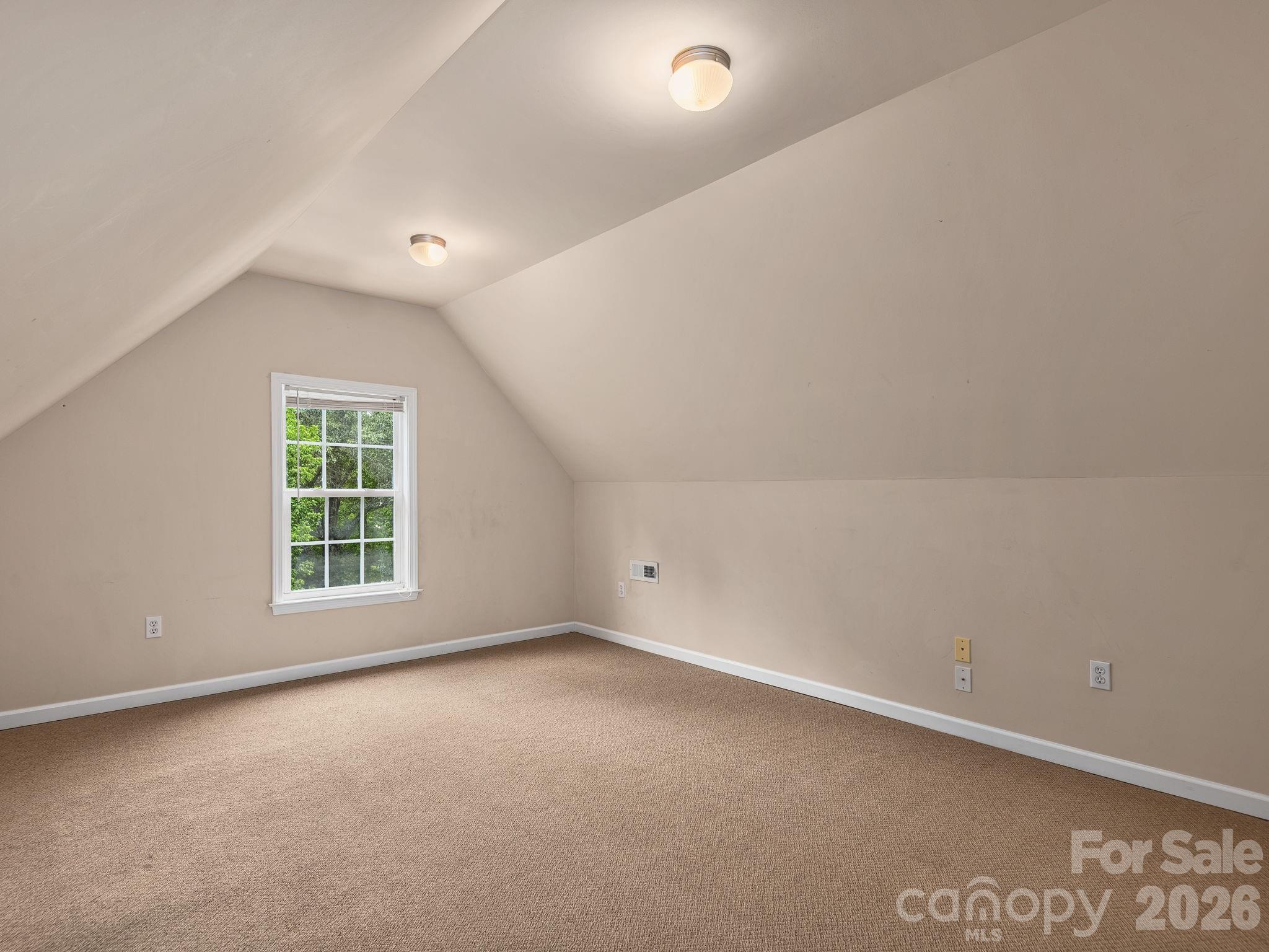 509 Shamrock Drive — Asheville