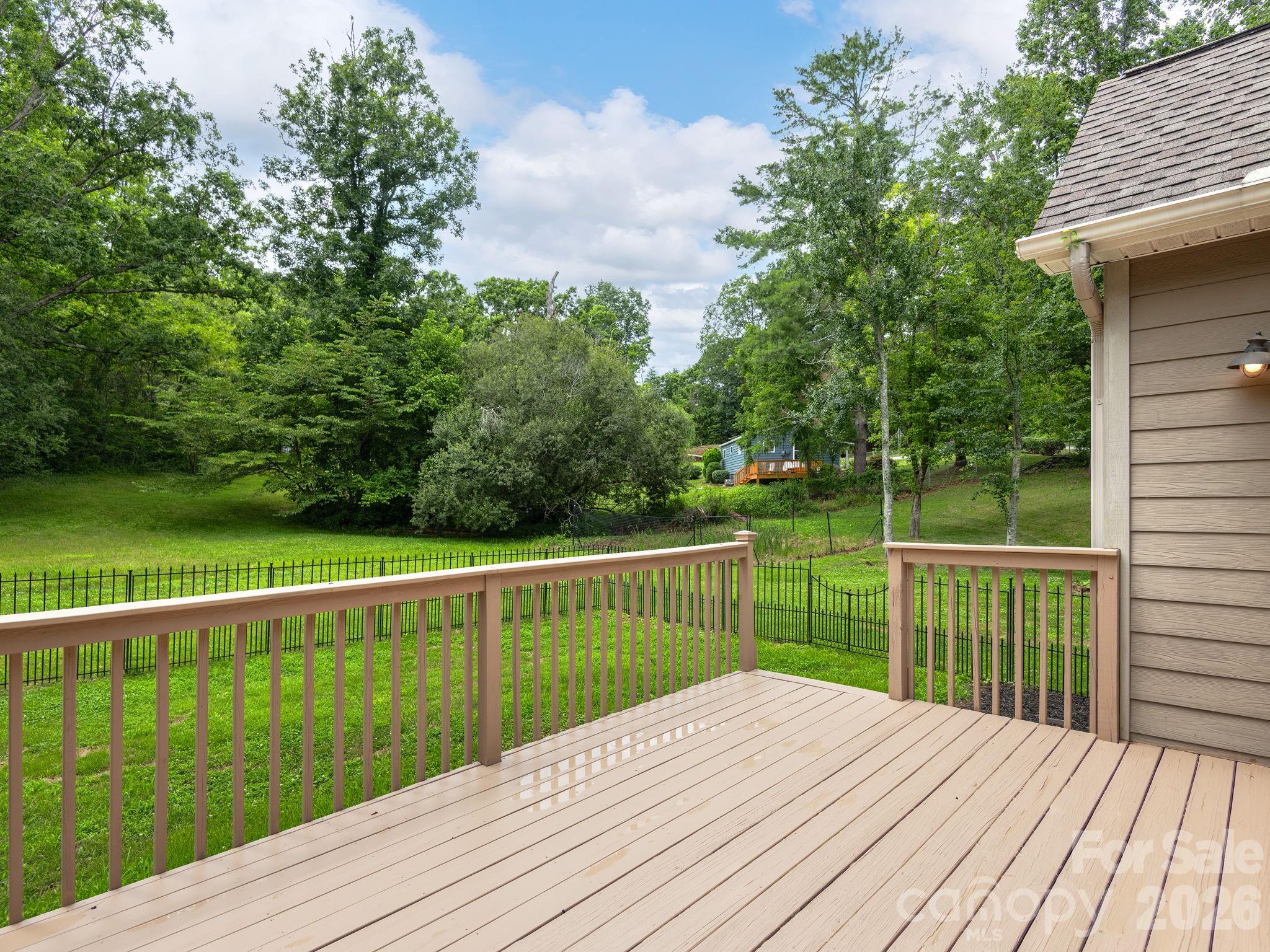509 Shamrock Drive — Asheville