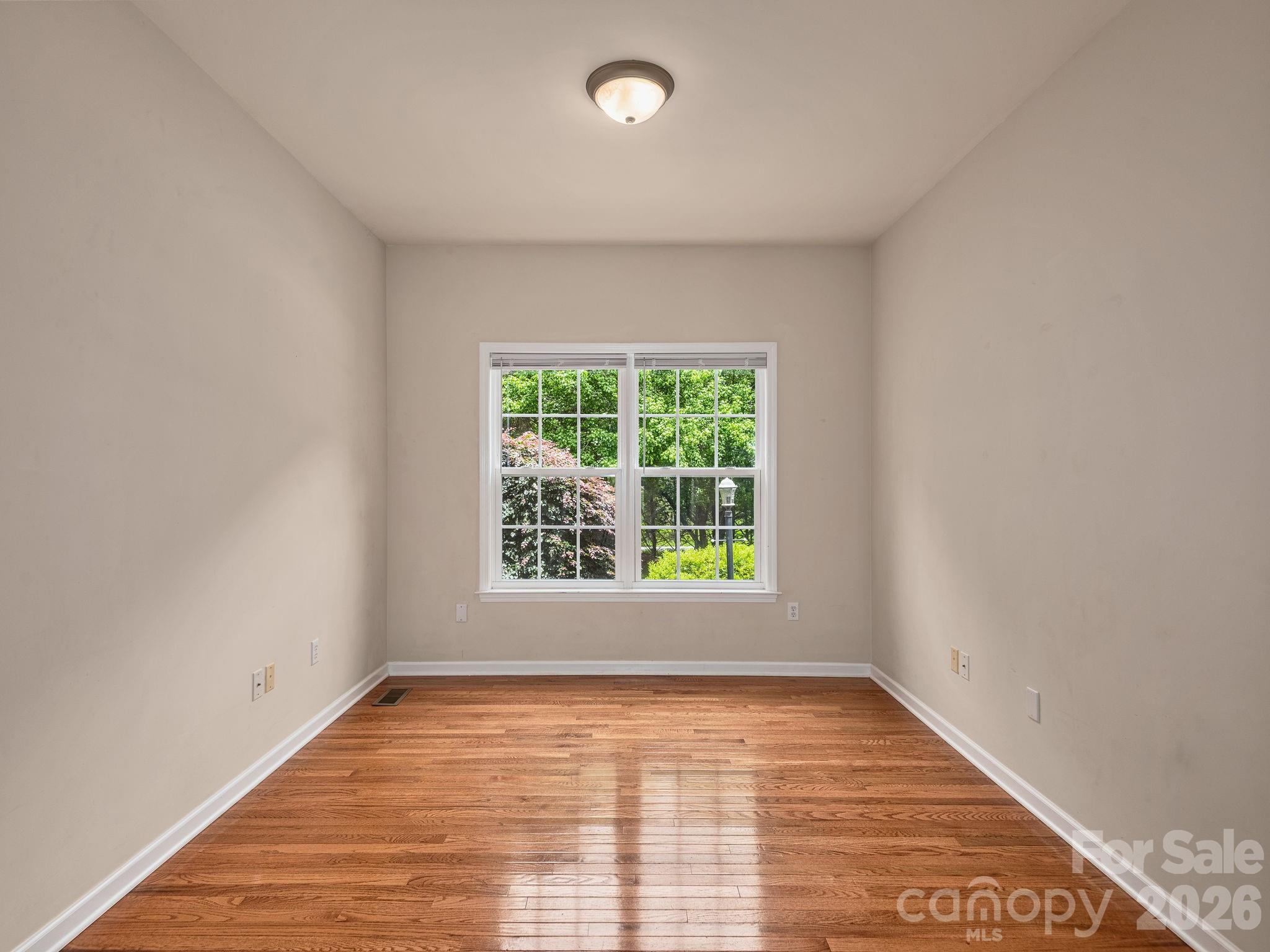 509 Shamrock Drive — Asheville