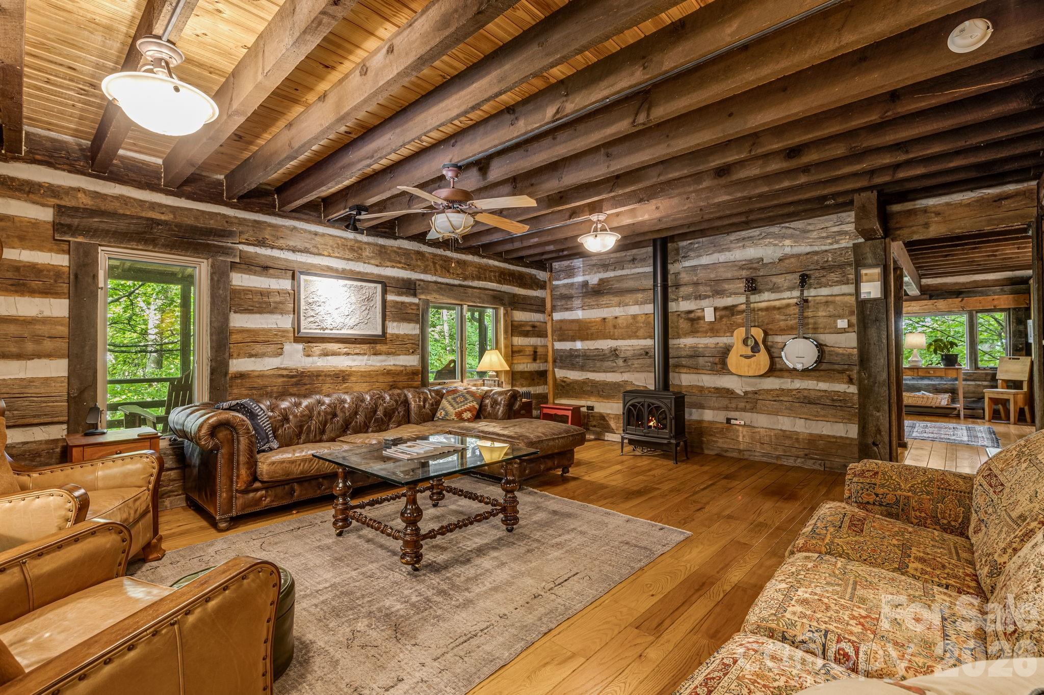1390 Baltimore Branch Road — Hot Springs
