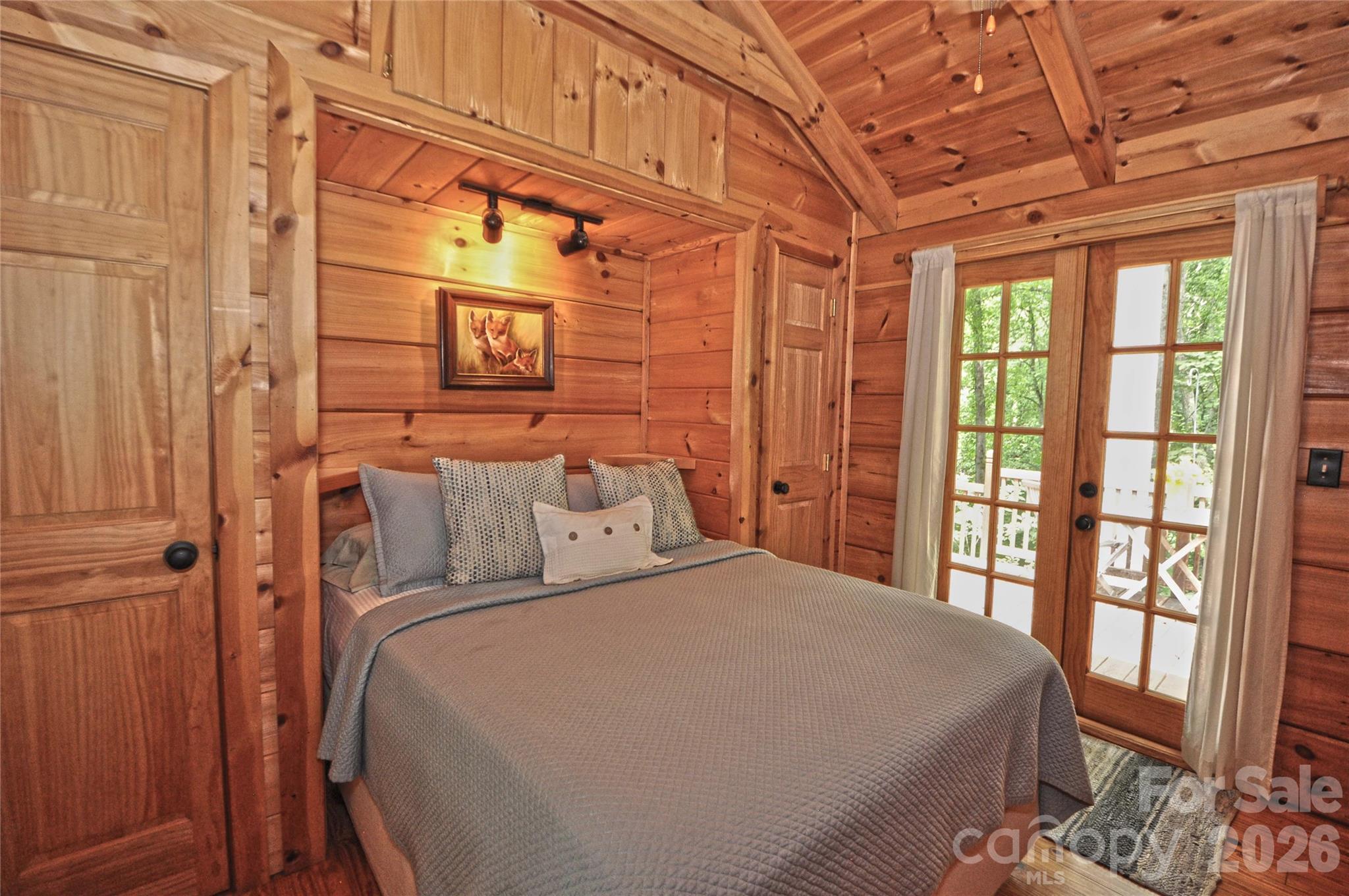1390 Baltimore Branch Road — Hot Springs