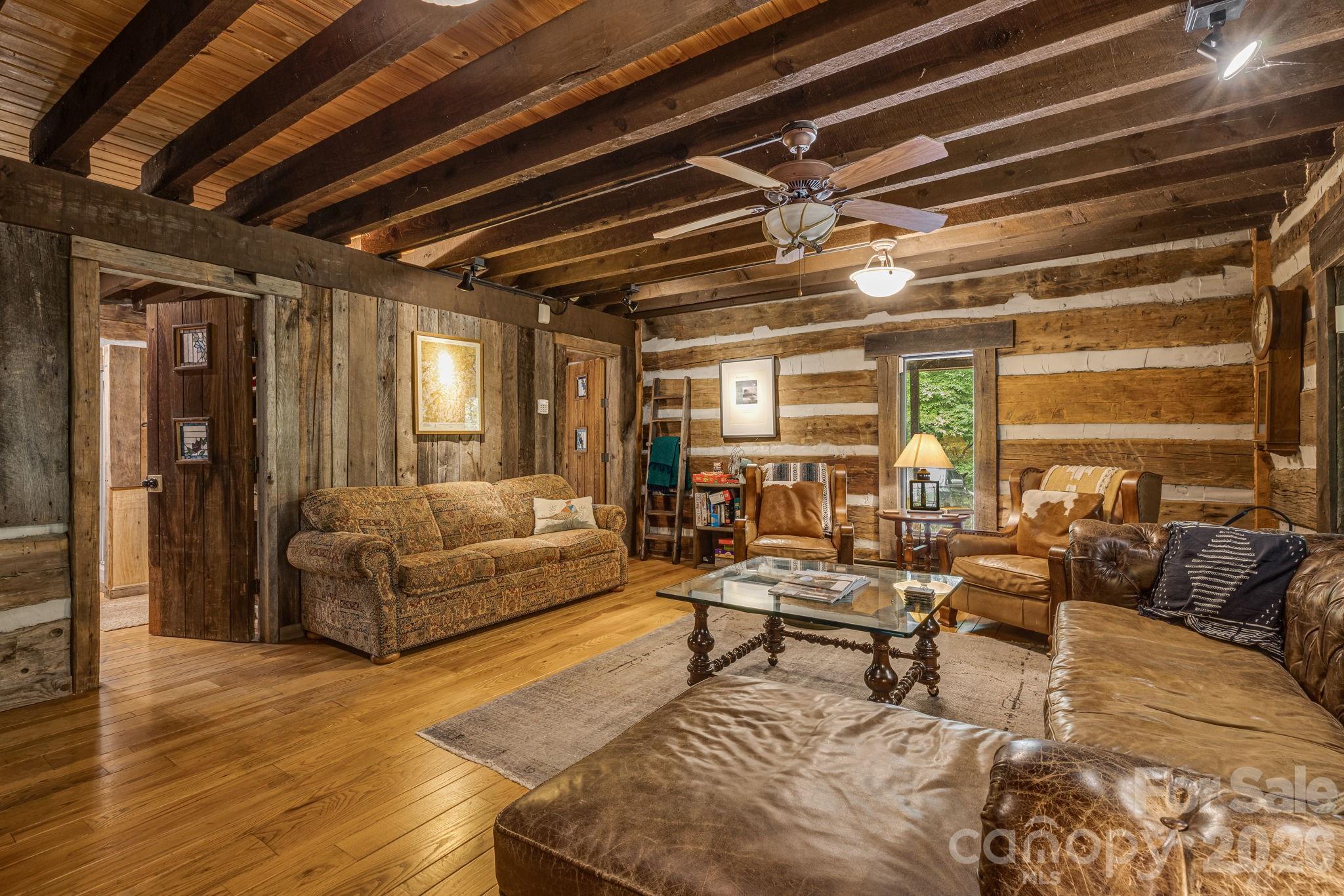 1390 Baltimore Branch Road — Hot Springs