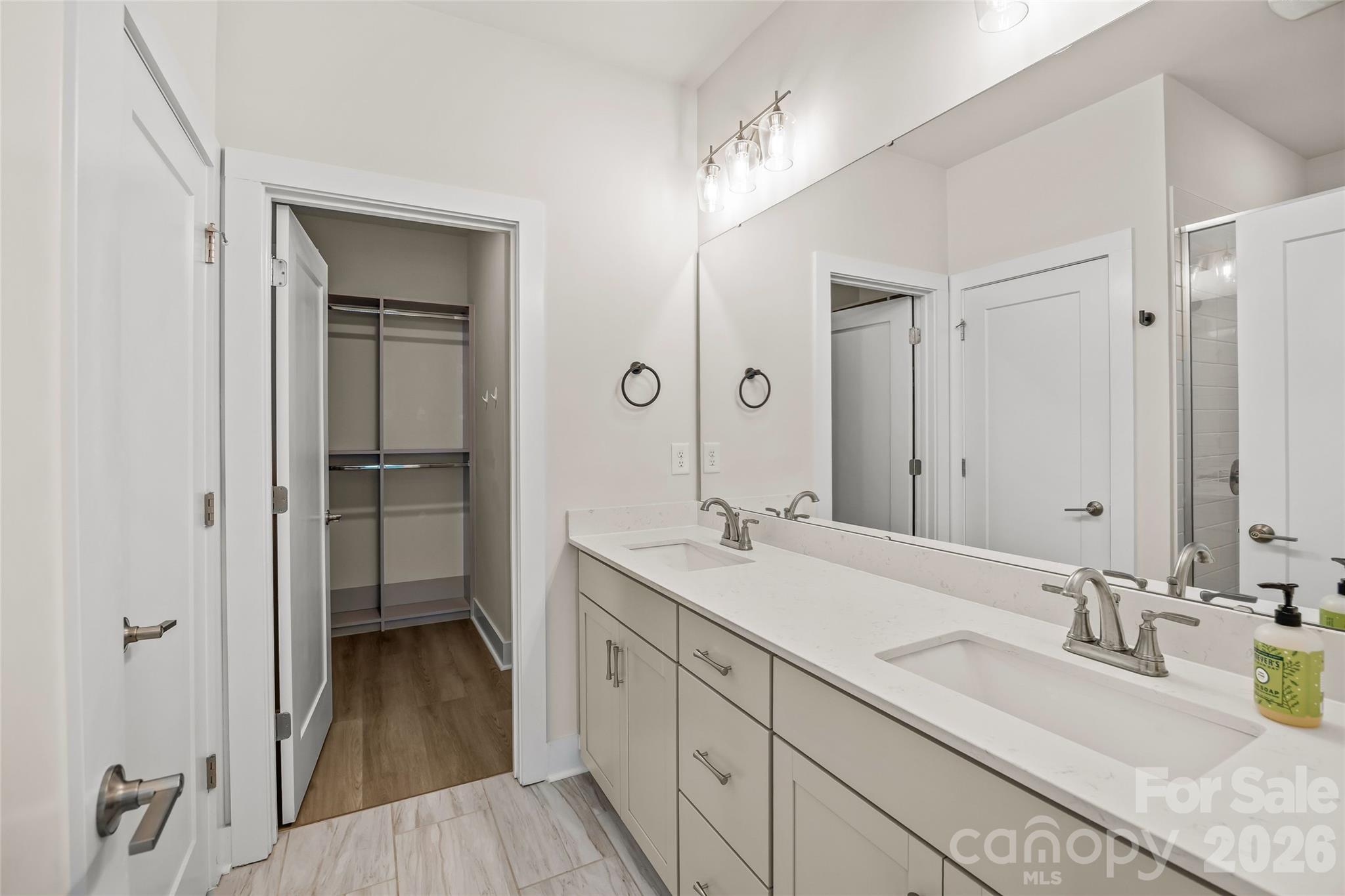 3213 Zenith Lane — Charlotte