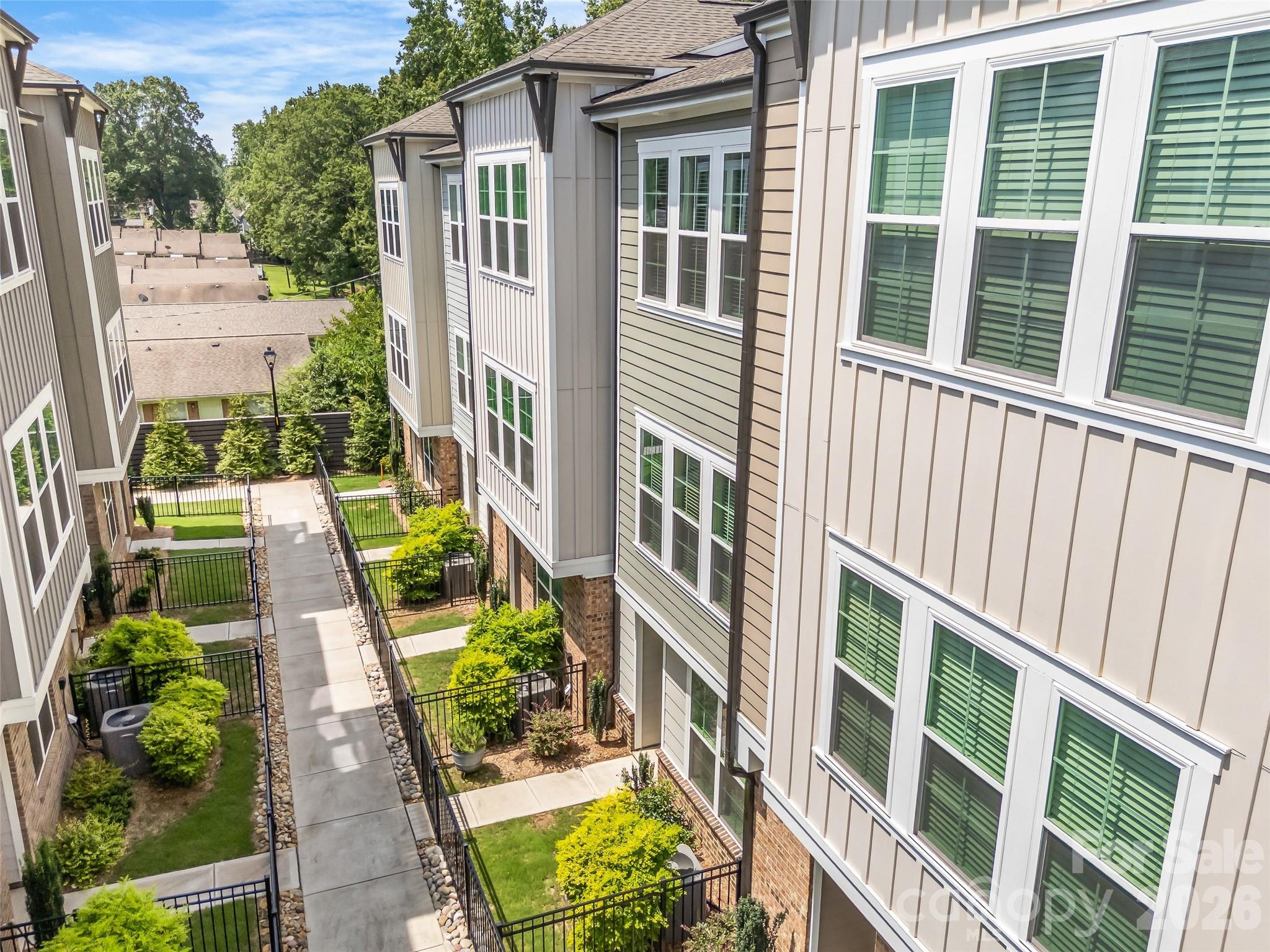 3213 Zenith Lane — Charlotte