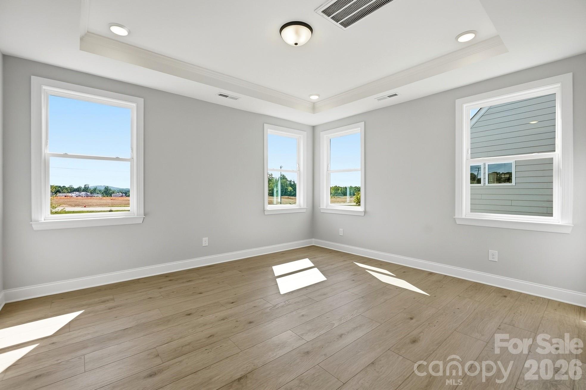 109 Spring Hollow — Mill Spring