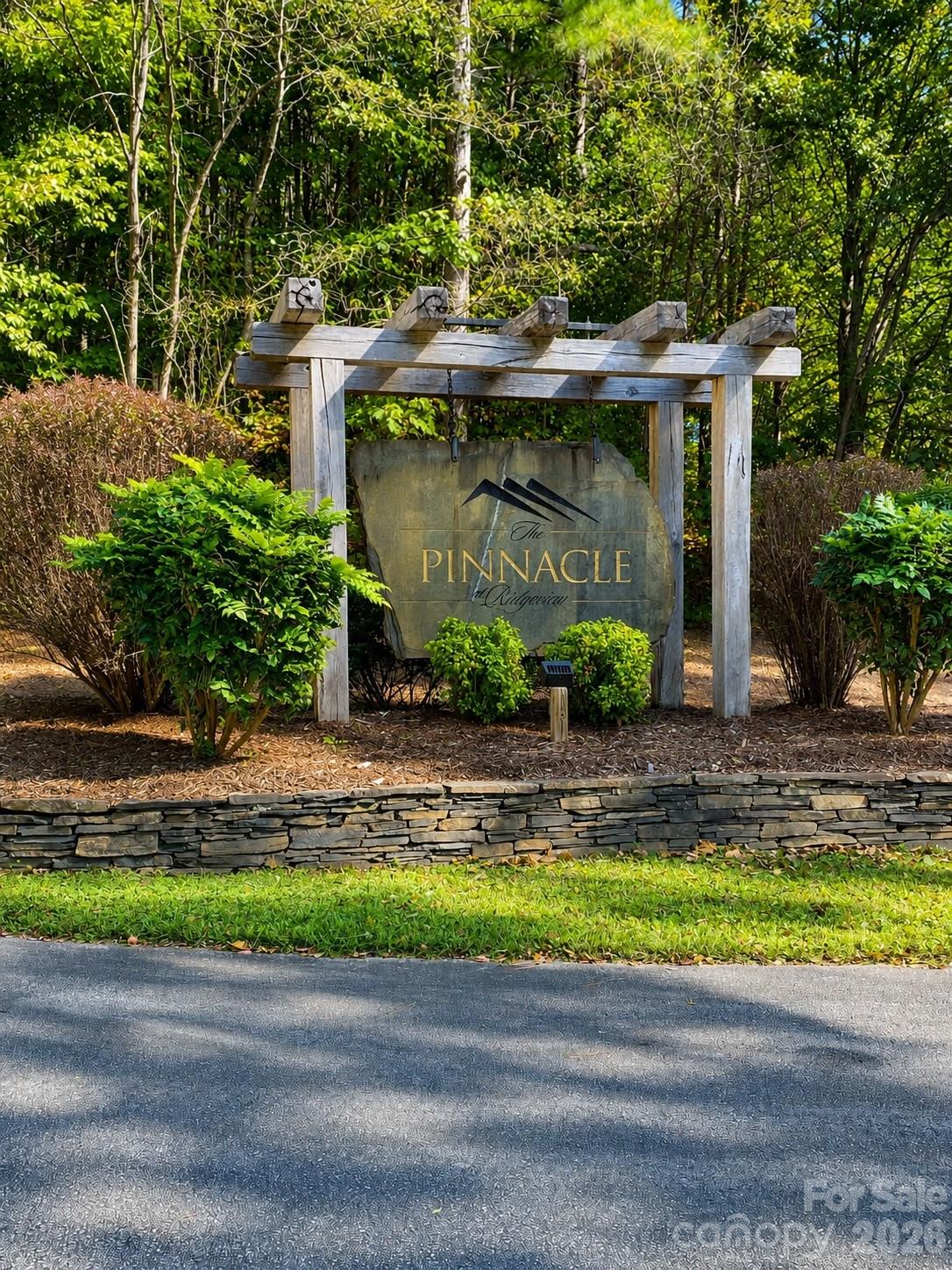 109 Spring Hollow — Mill Spring