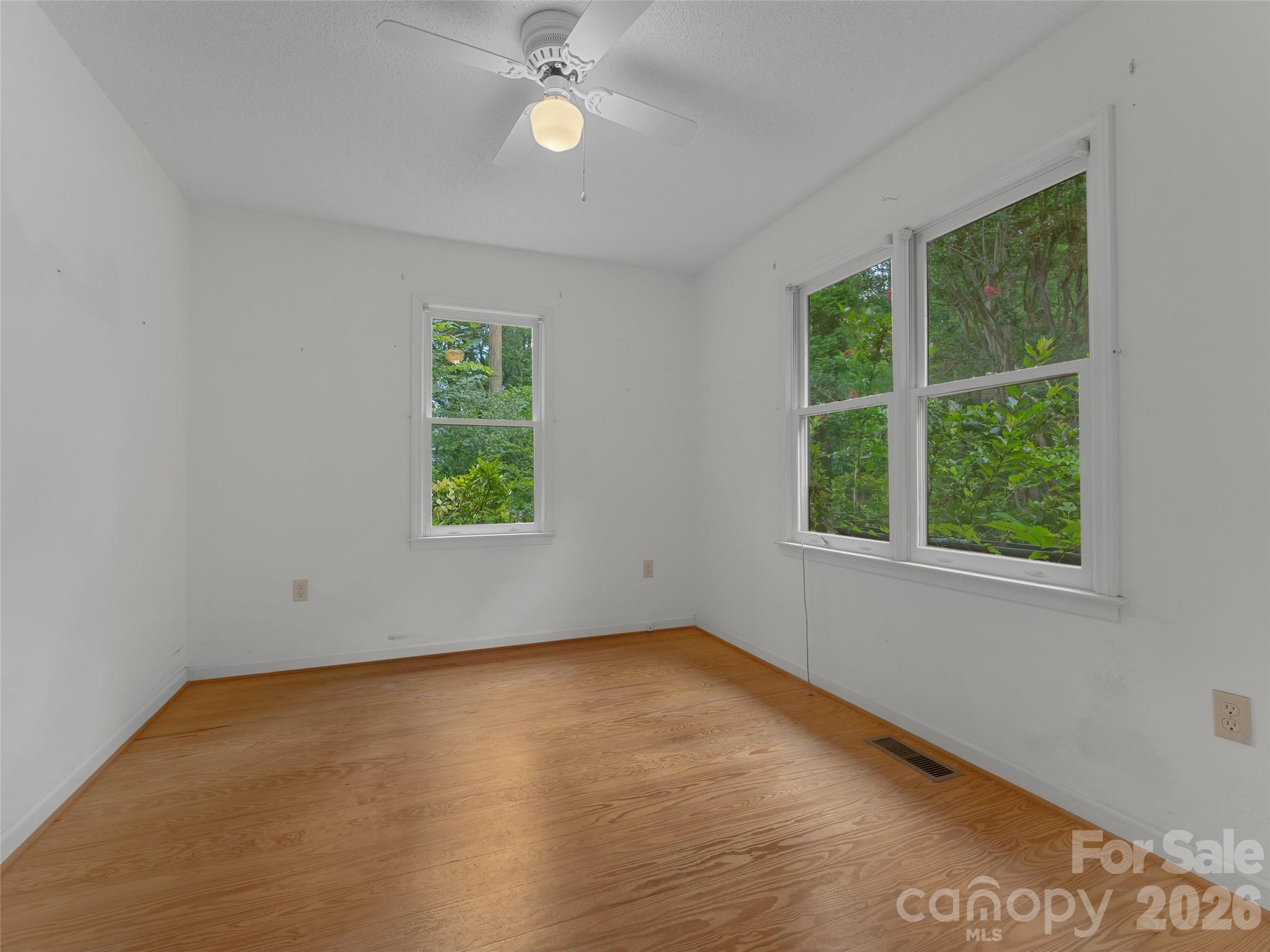 95 Substation Road — Saluda