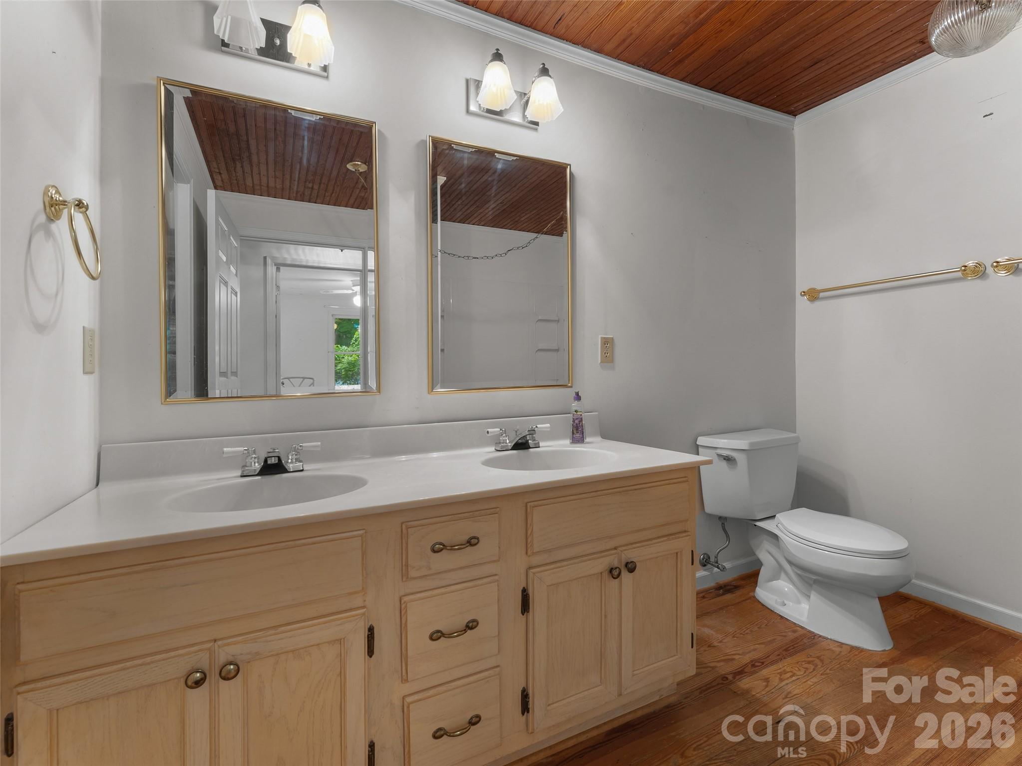 95 Substation Road — Saluda