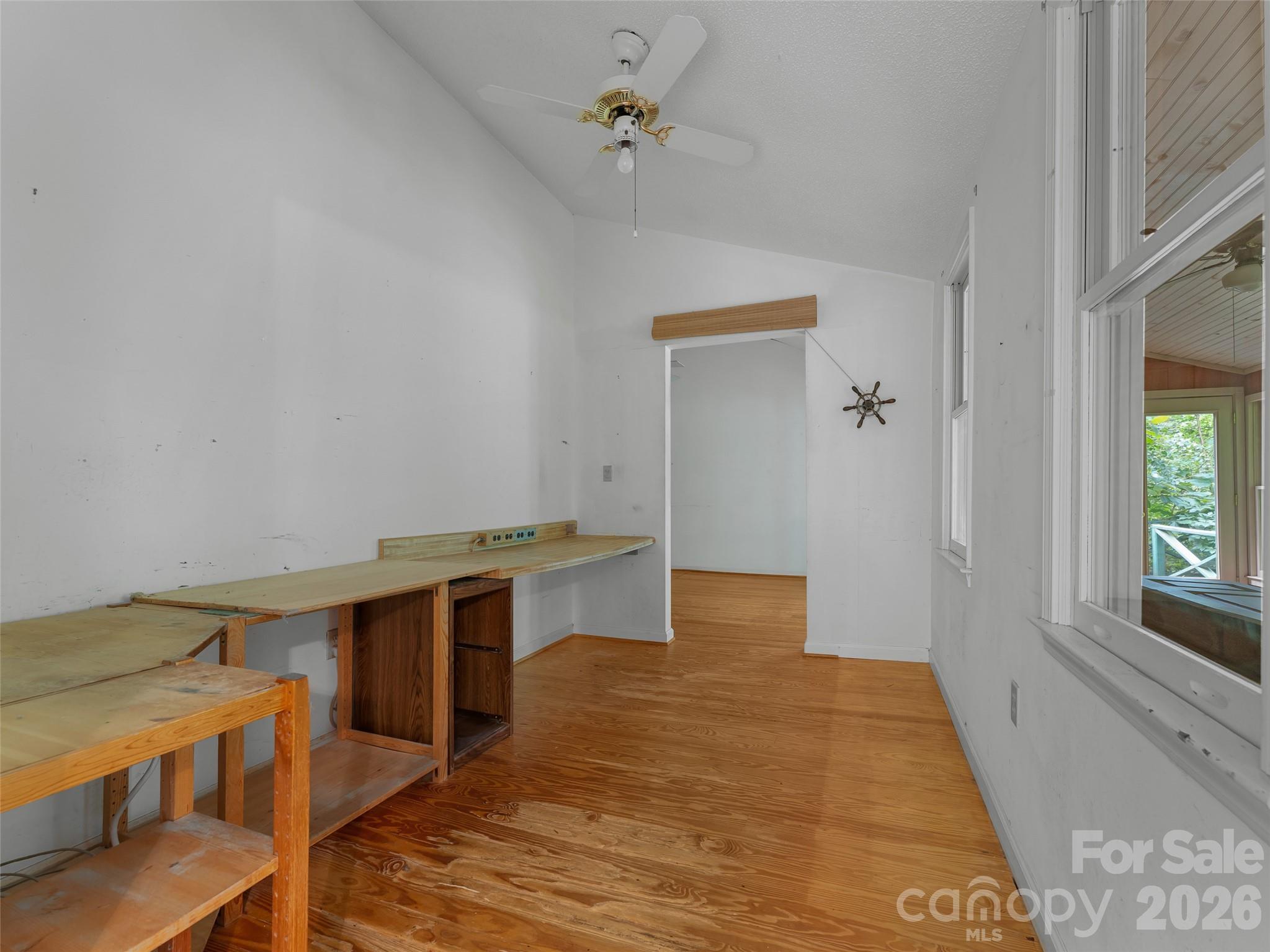 95 Substation Road — Saluda