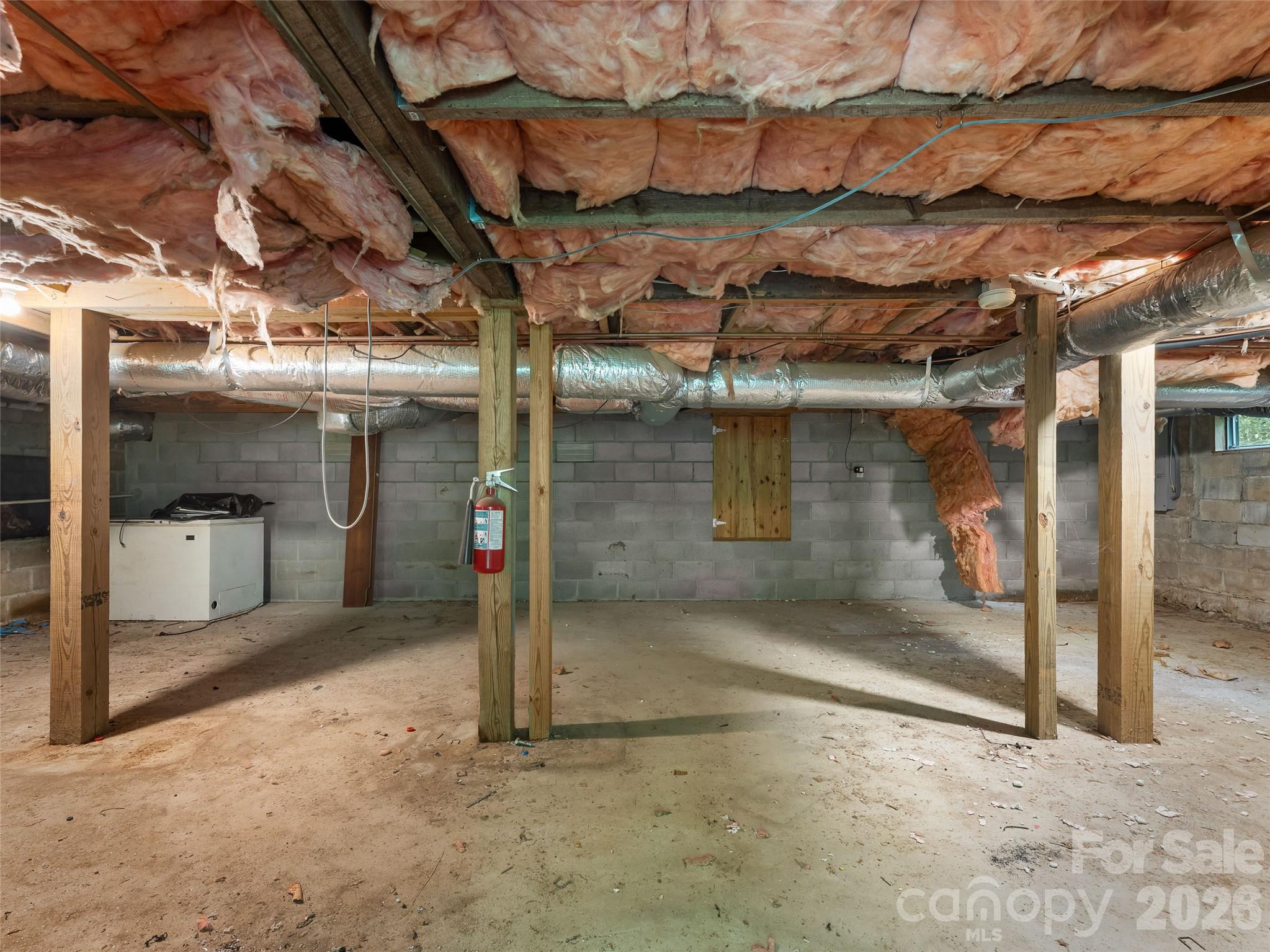 95 Substation Road — Saluda