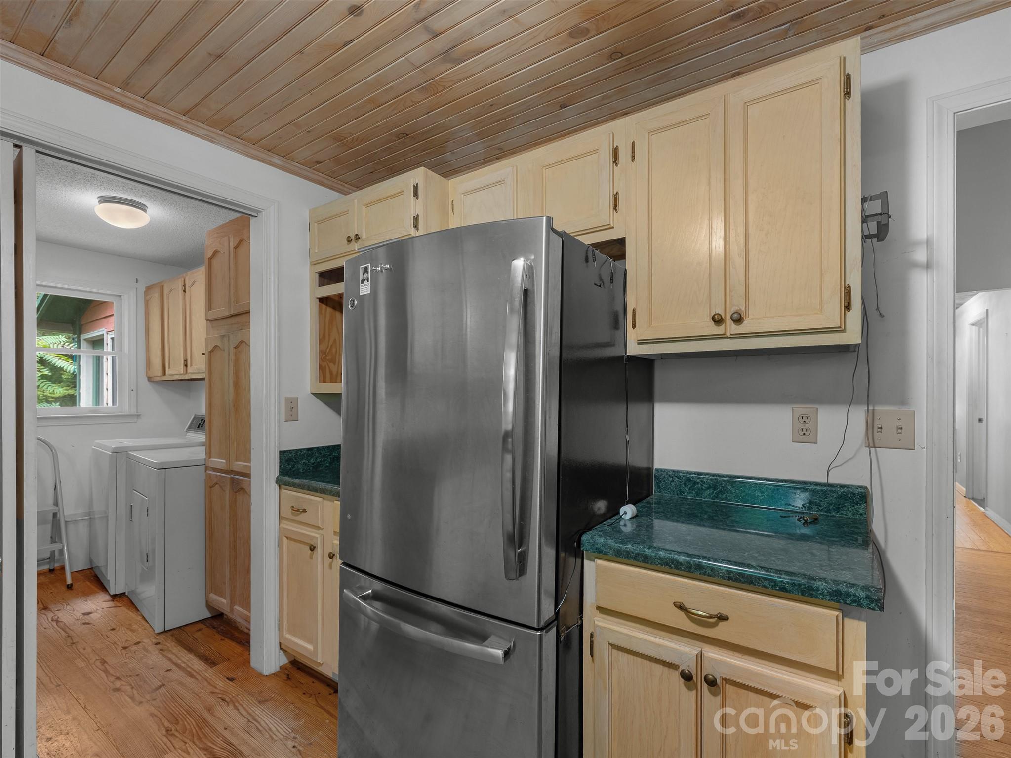 95 Substation Road — Saluda