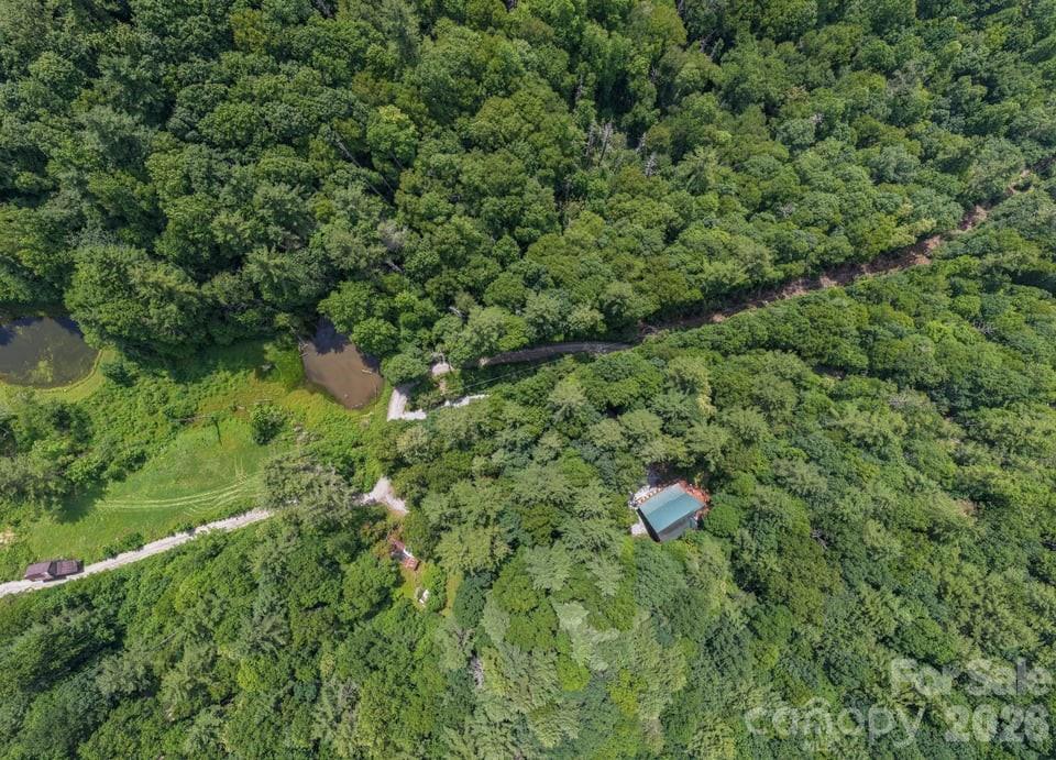 4435 Flat Mountain Road — Highlands