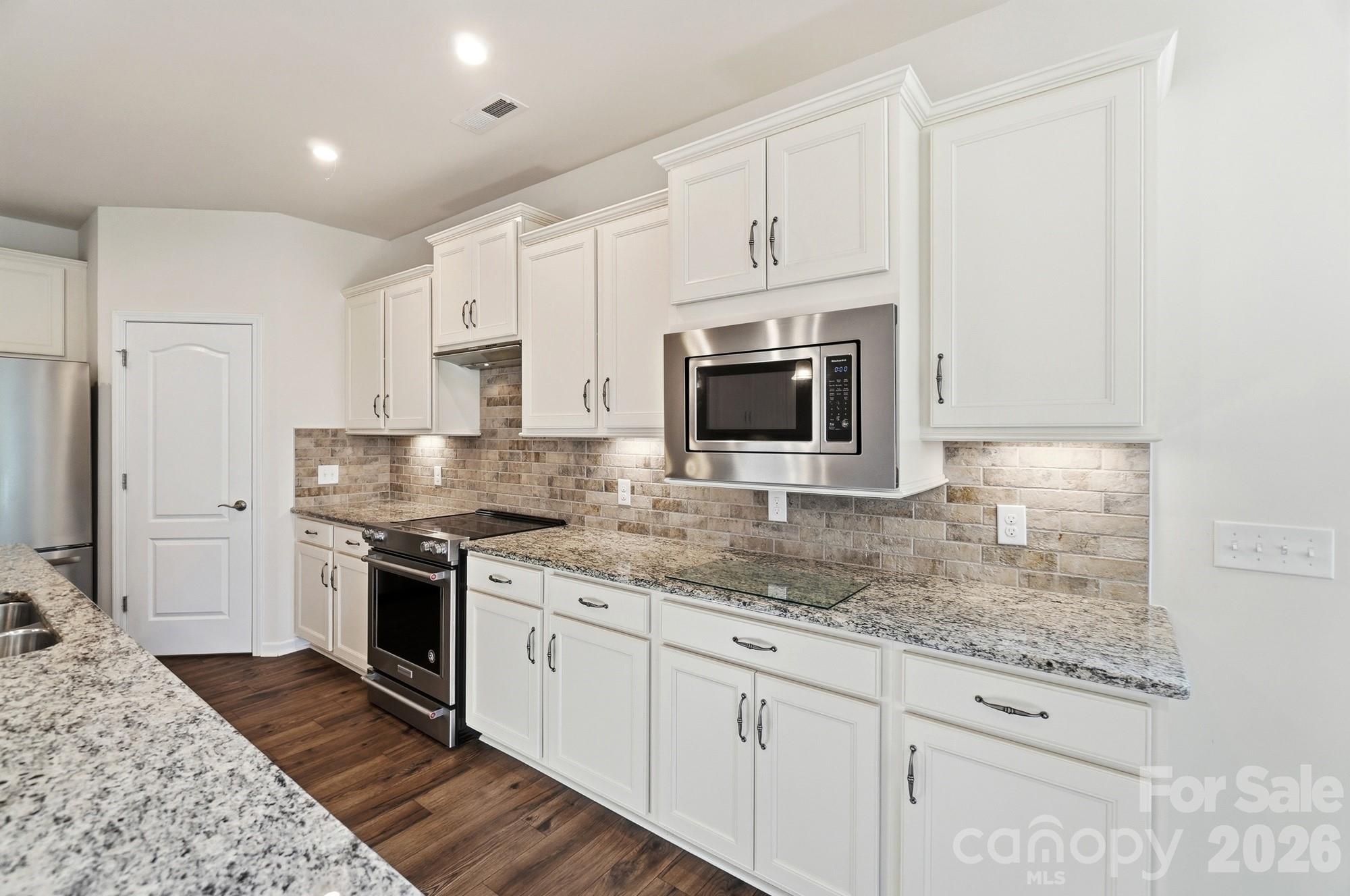 1620 Red Leaf Drive — Fort Mill