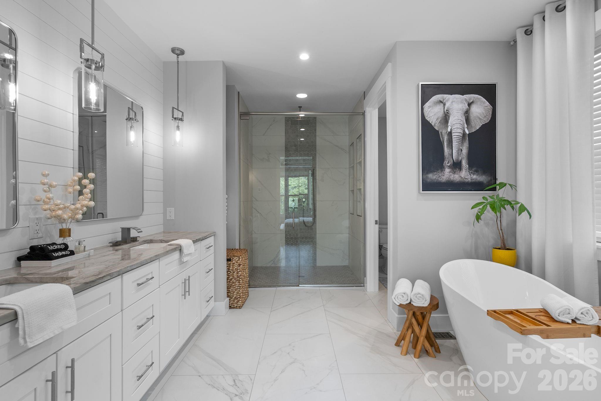 549 Daniel Circle Drive — Mills River
