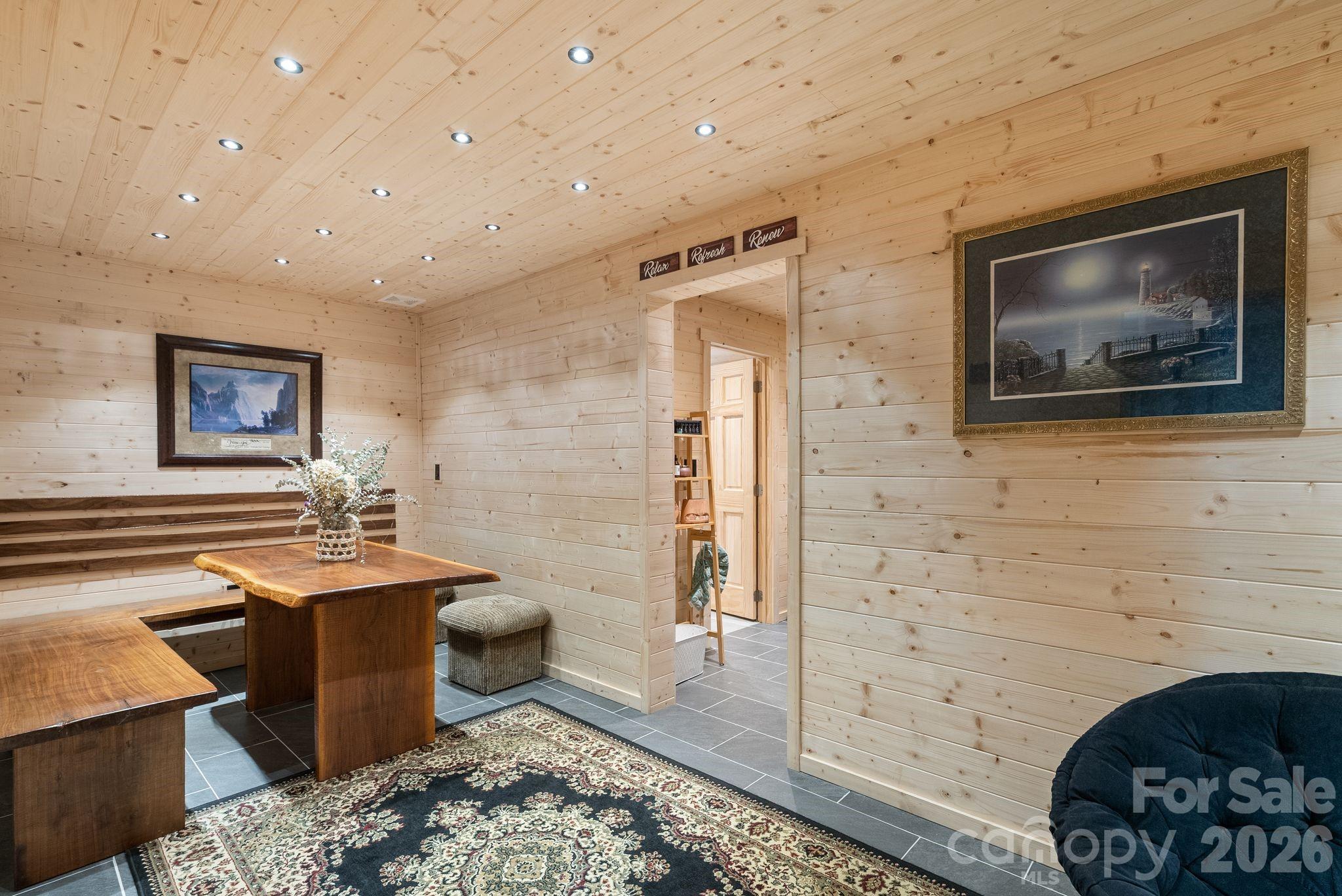 549 Daniel Circle Drive — Mills River
