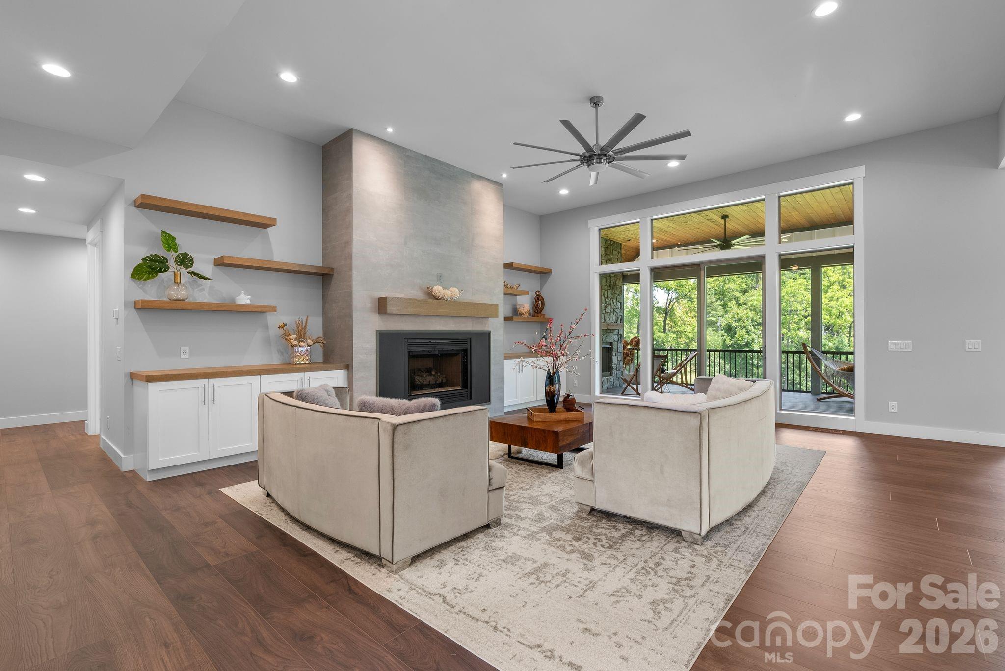 549 Daniel Circle Drive — Mills River