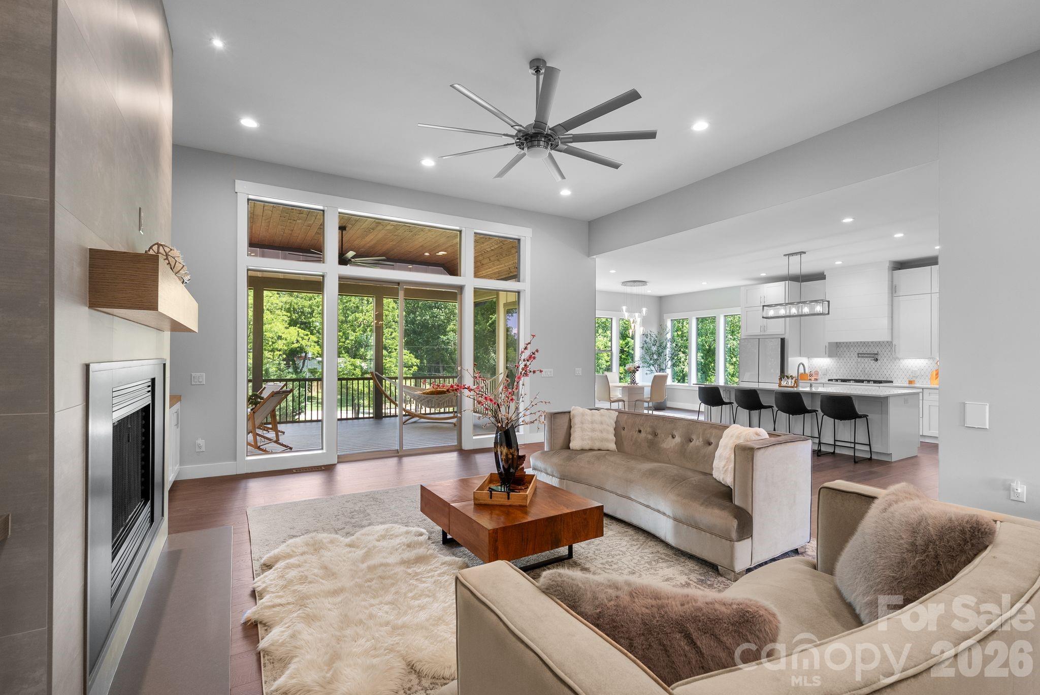 549 Daniel Circle Drive — Mills River
