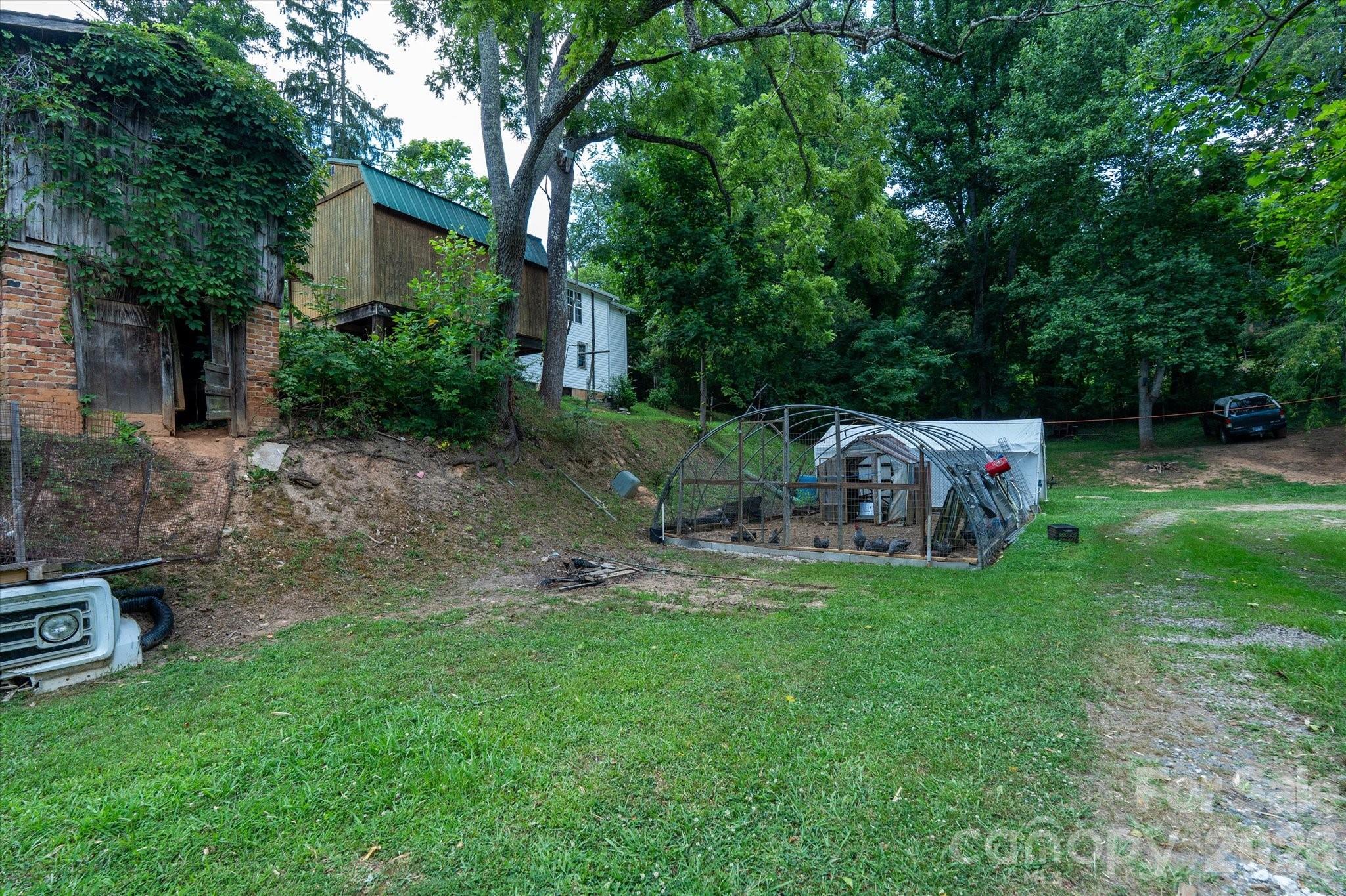 230 Pisgah View Road — Asheville