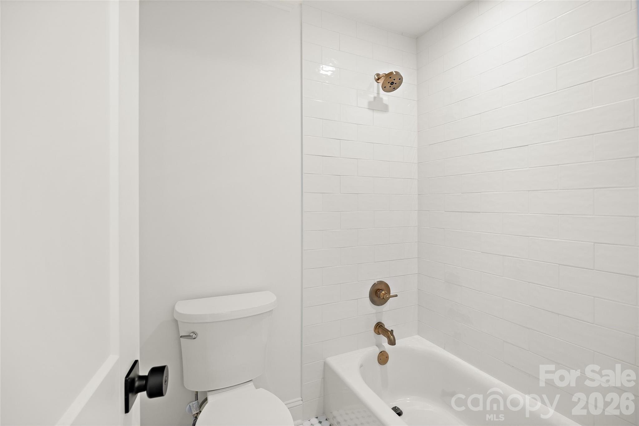 839 Montford Drive — Charlotte