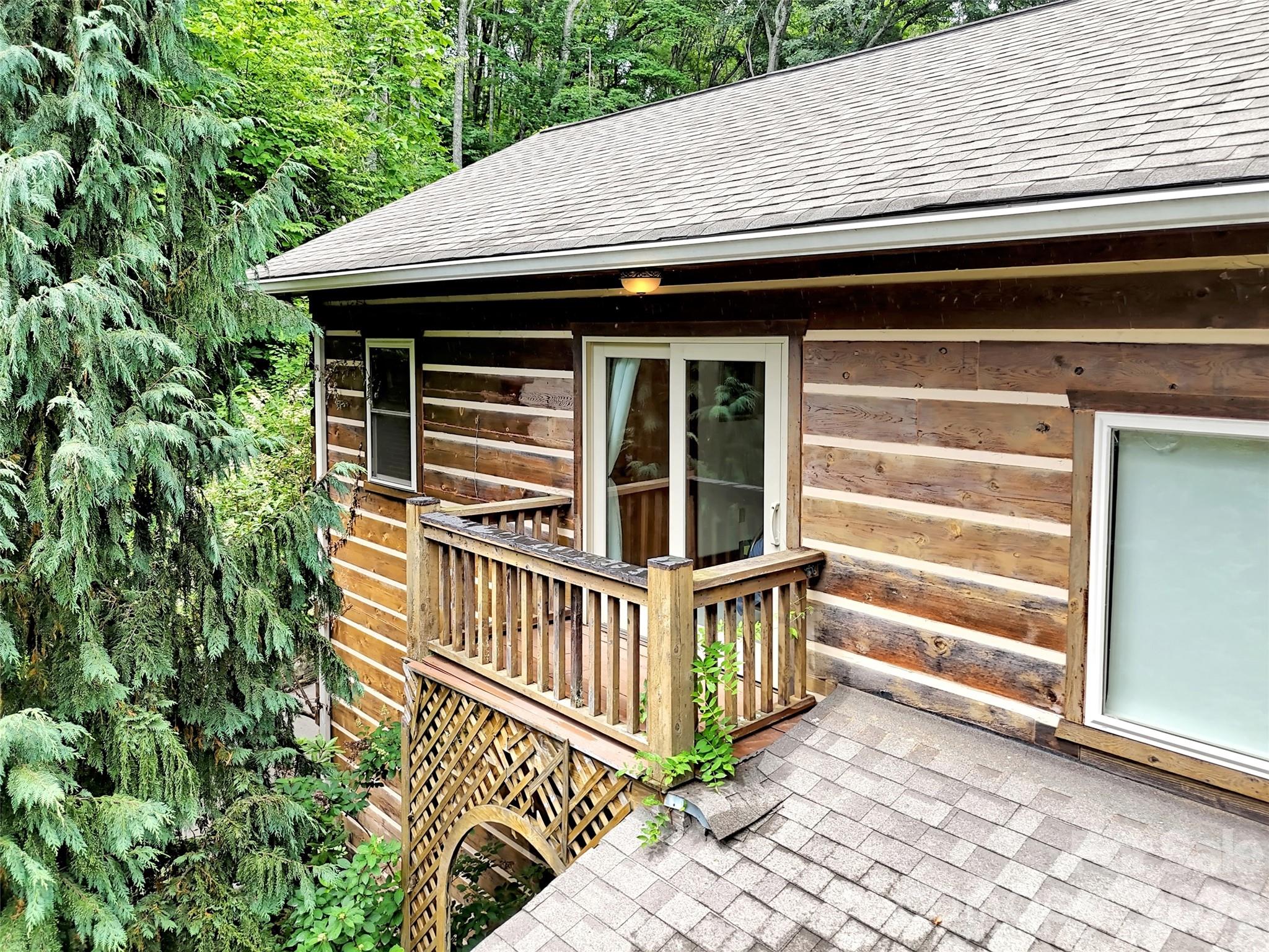 3214 Big Laurel Road — Waynesville