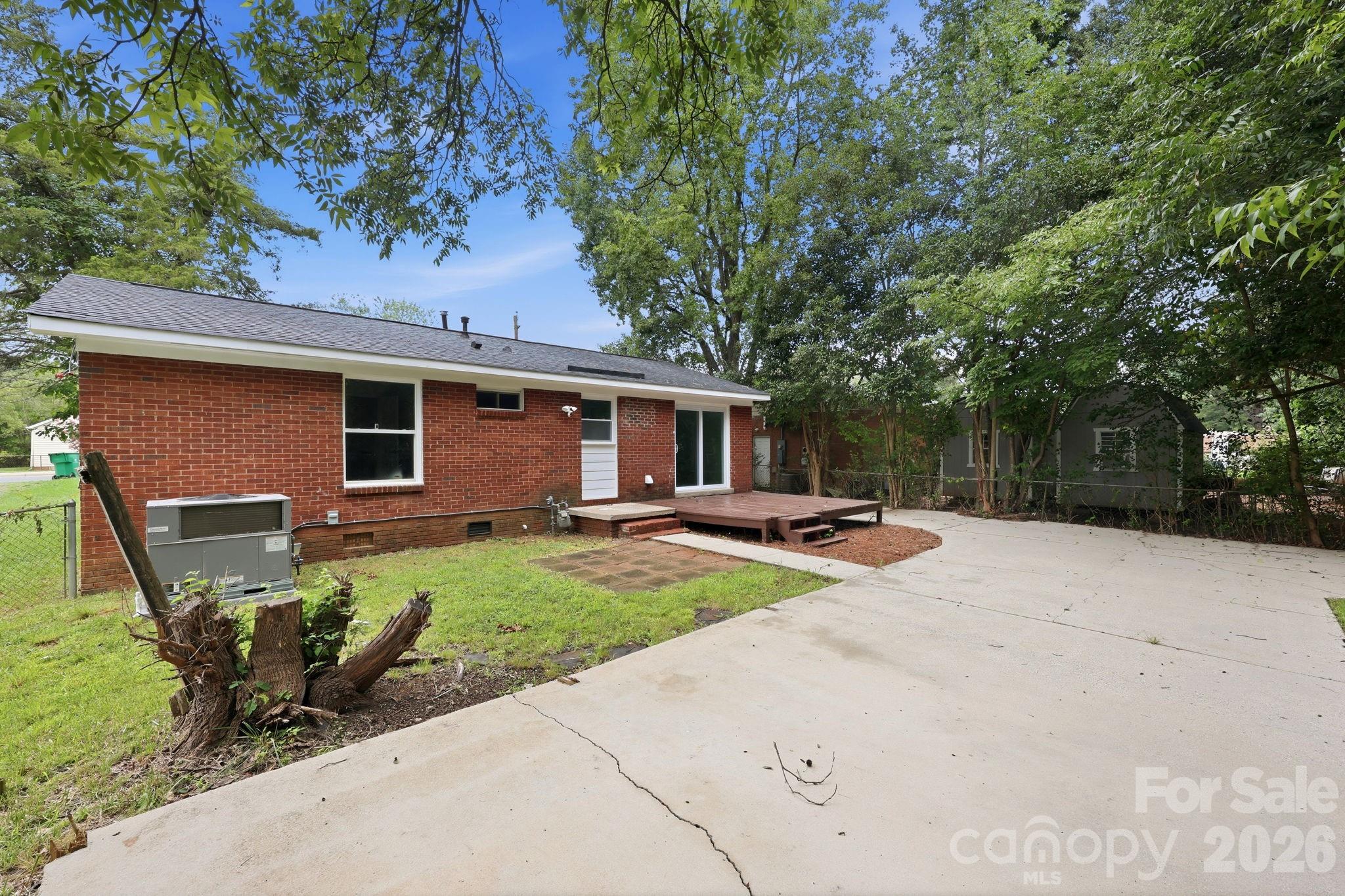 9430 Trinity Road — Charlotte