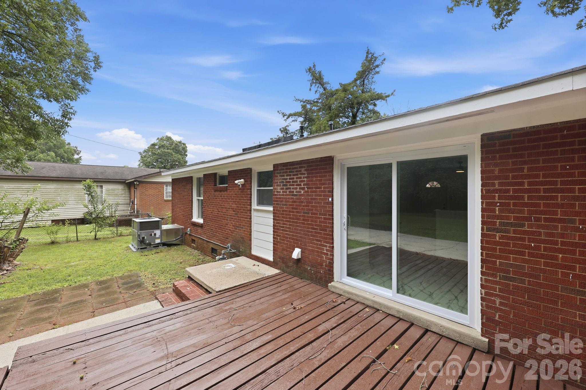 9430 Trinity Road — Charlotte